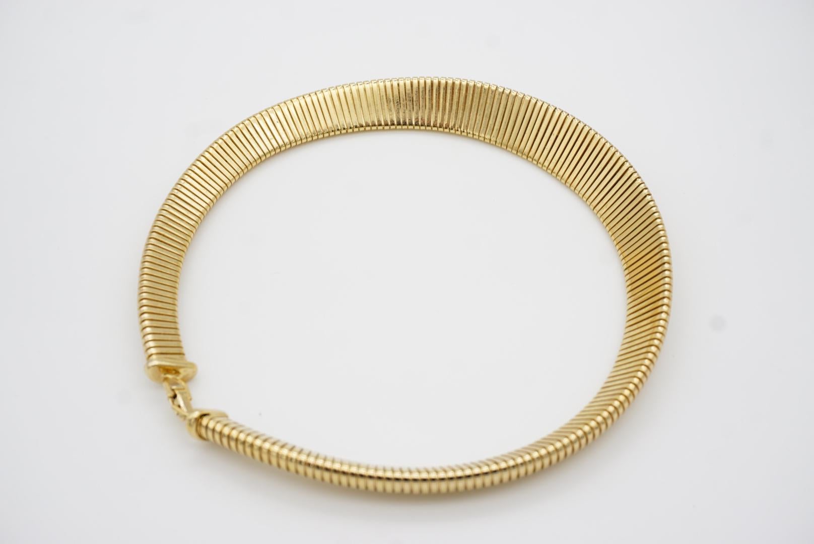 Christian Dior Vintage 1980s Unisex Ribbed Omega Snake Choker Collar Necklace For Sale 9