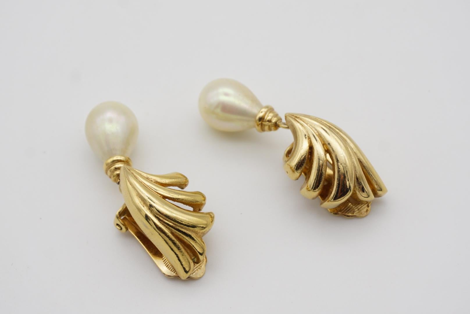Christian Dior Vintage 1980s Water Tear Drop Pearl Fan Shell Gold Clip Earrings For Sale 3