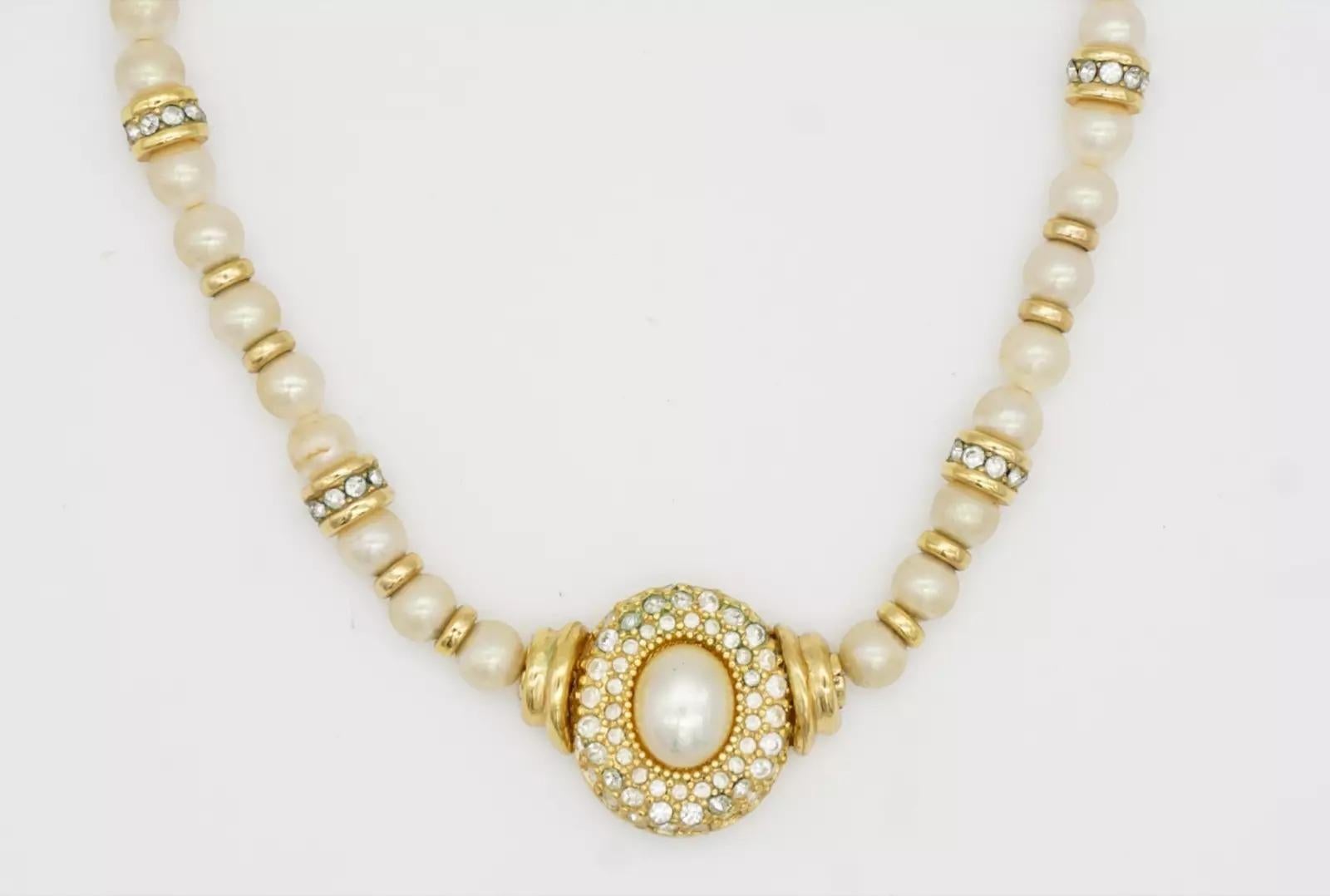 Christian Dior, collier vintage des années 1980, perles blanches, perles rondes ovales et cristaux en vente 13