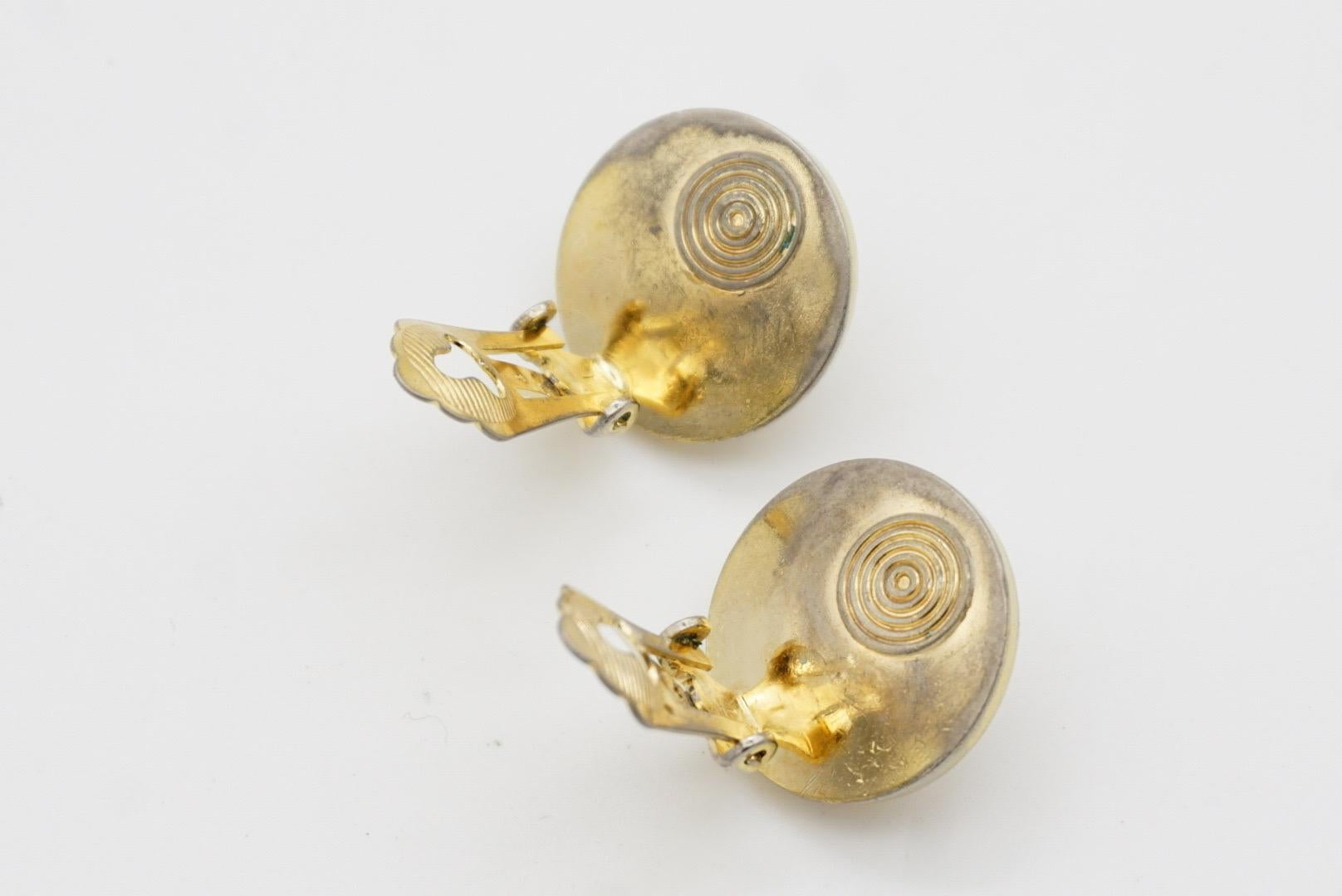 Christian Dior Vintage 1980s White Circle Shining Pearl Crystals Clip Earrings 8