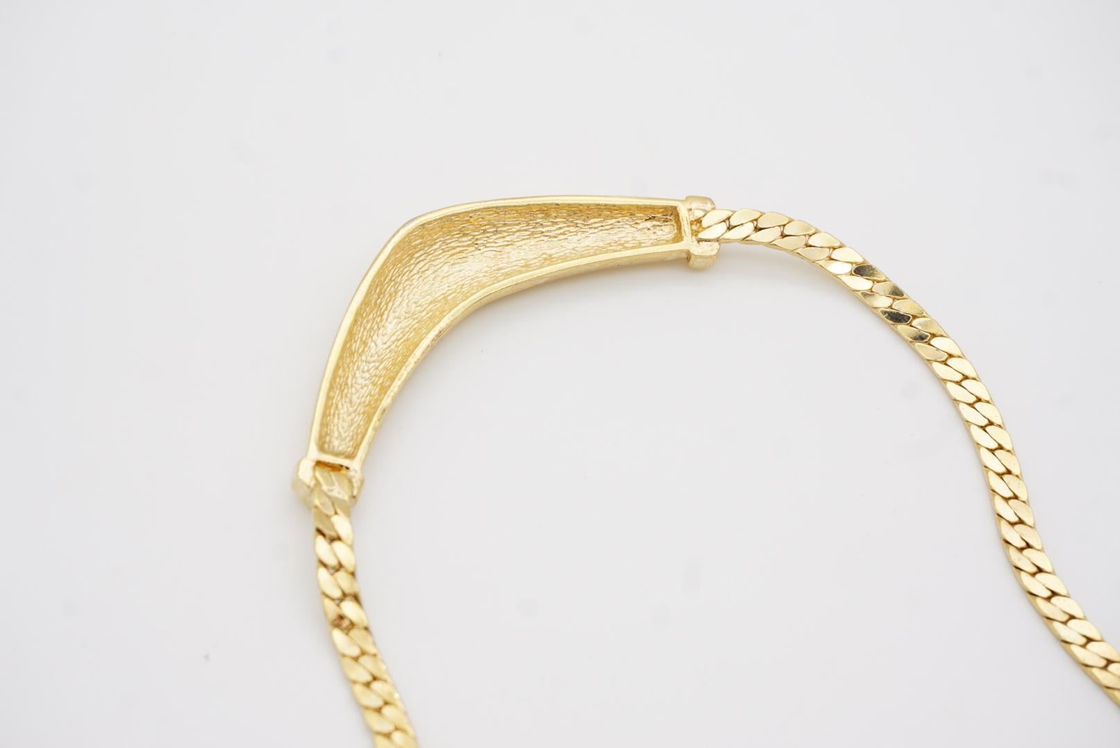 Christian Dior, collier pendentif vintage long en émail triangulaire blanc crème des années 1980 en vente 5