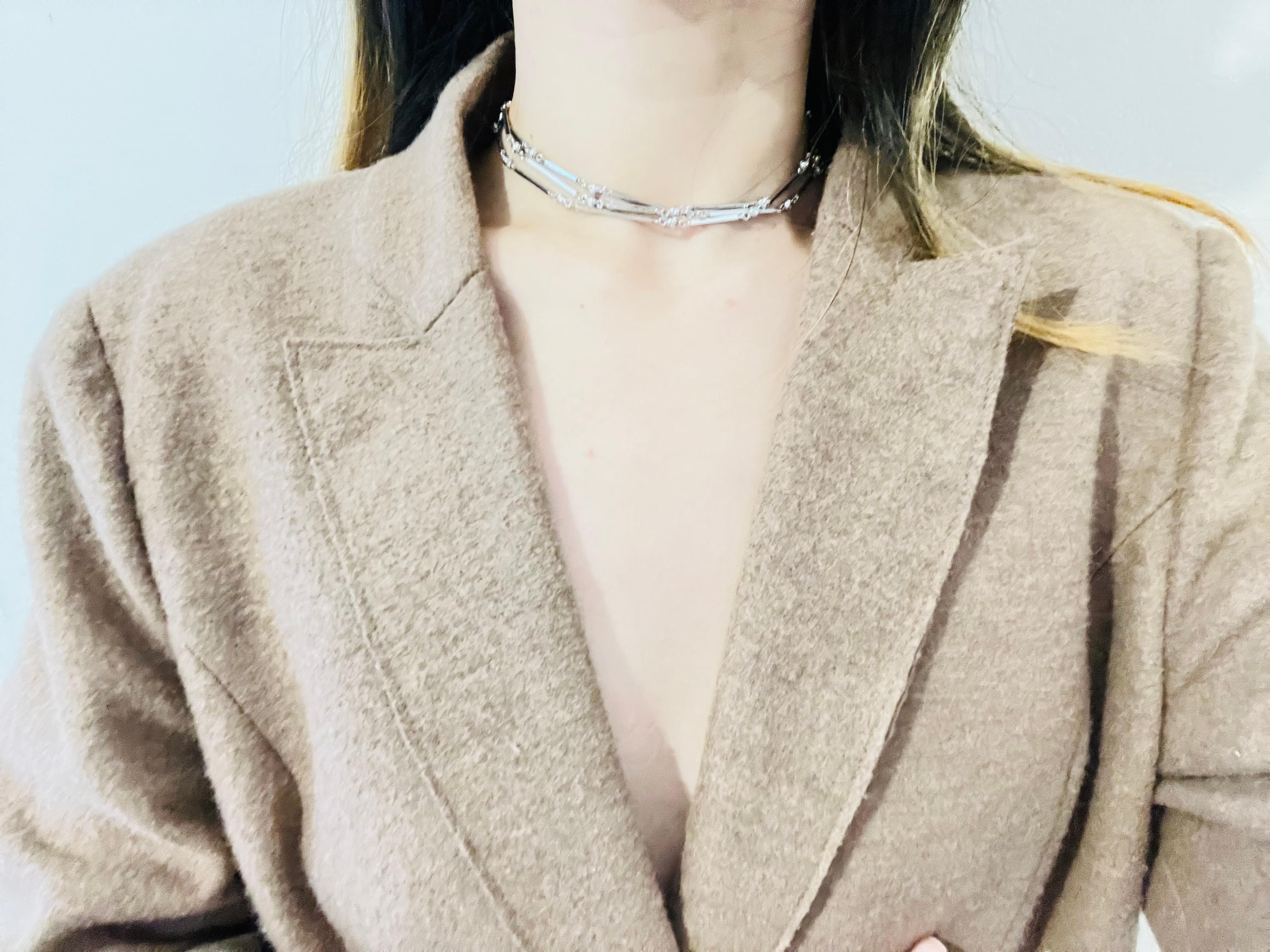 Christian Dior, collier d'argent polyvalent à barre longue et cristaux blancs des années 1980 en vente 2