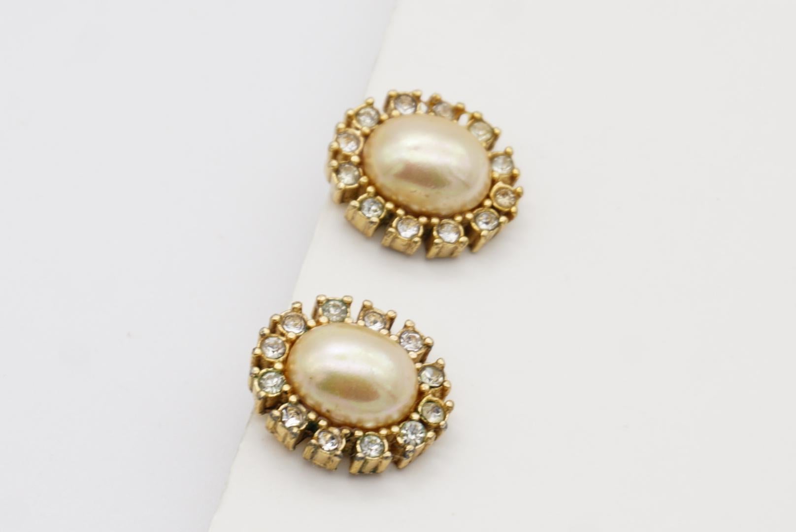 Christian Dior Vintage 1980s White Flower Oval Pearl Sparking Crystals Earrings For Sale 5