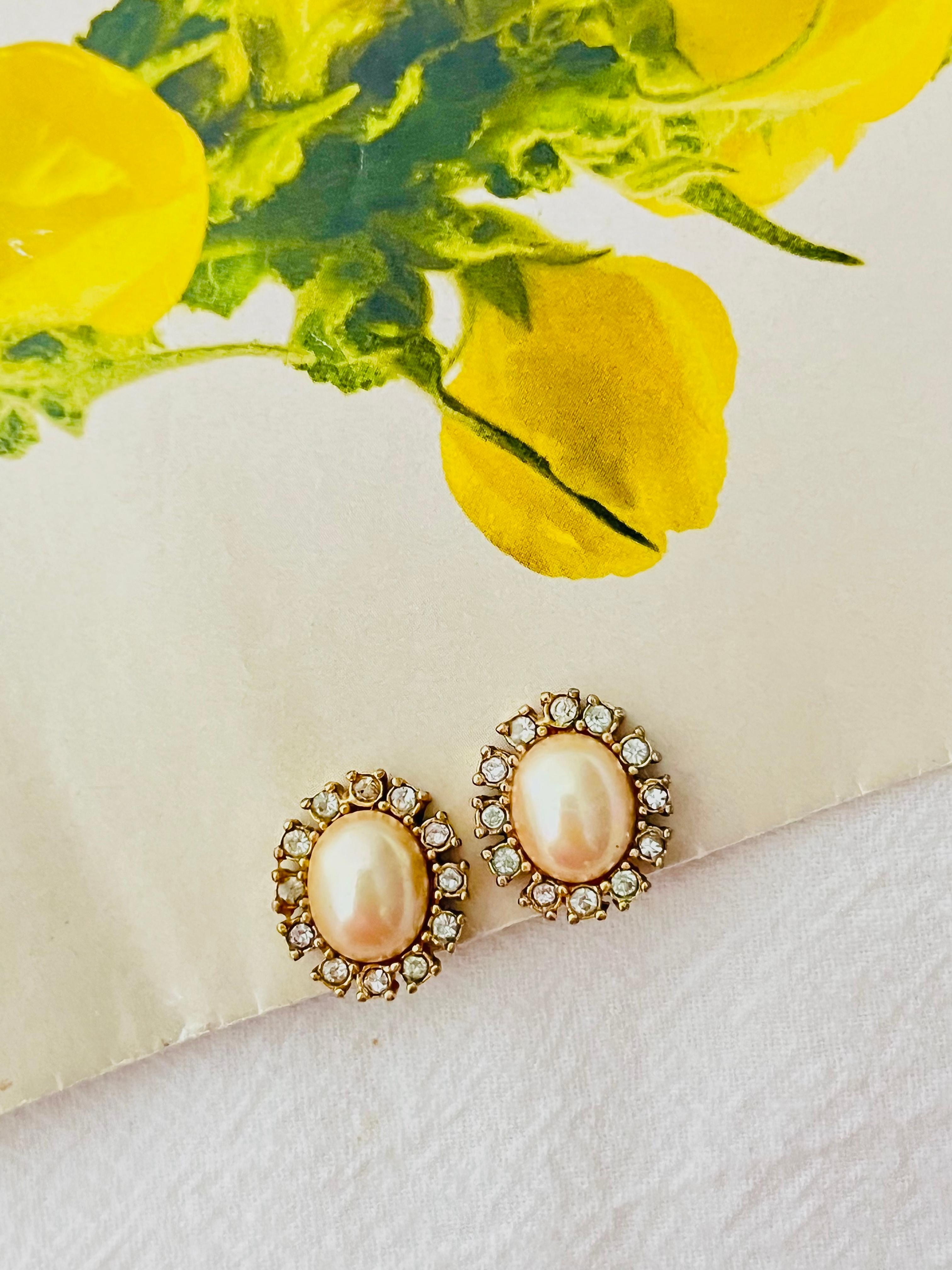 Women's or Men's Christian Dior Vintage 1980s White Flower Oval Pearl Sparking Crystals Earrings For Sale