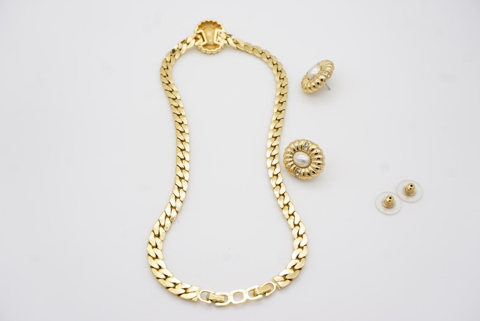 Christian Dior Vintage 1980s White Oval Flower Pearls Crystals Shell 2 Set Gold For Sale 10