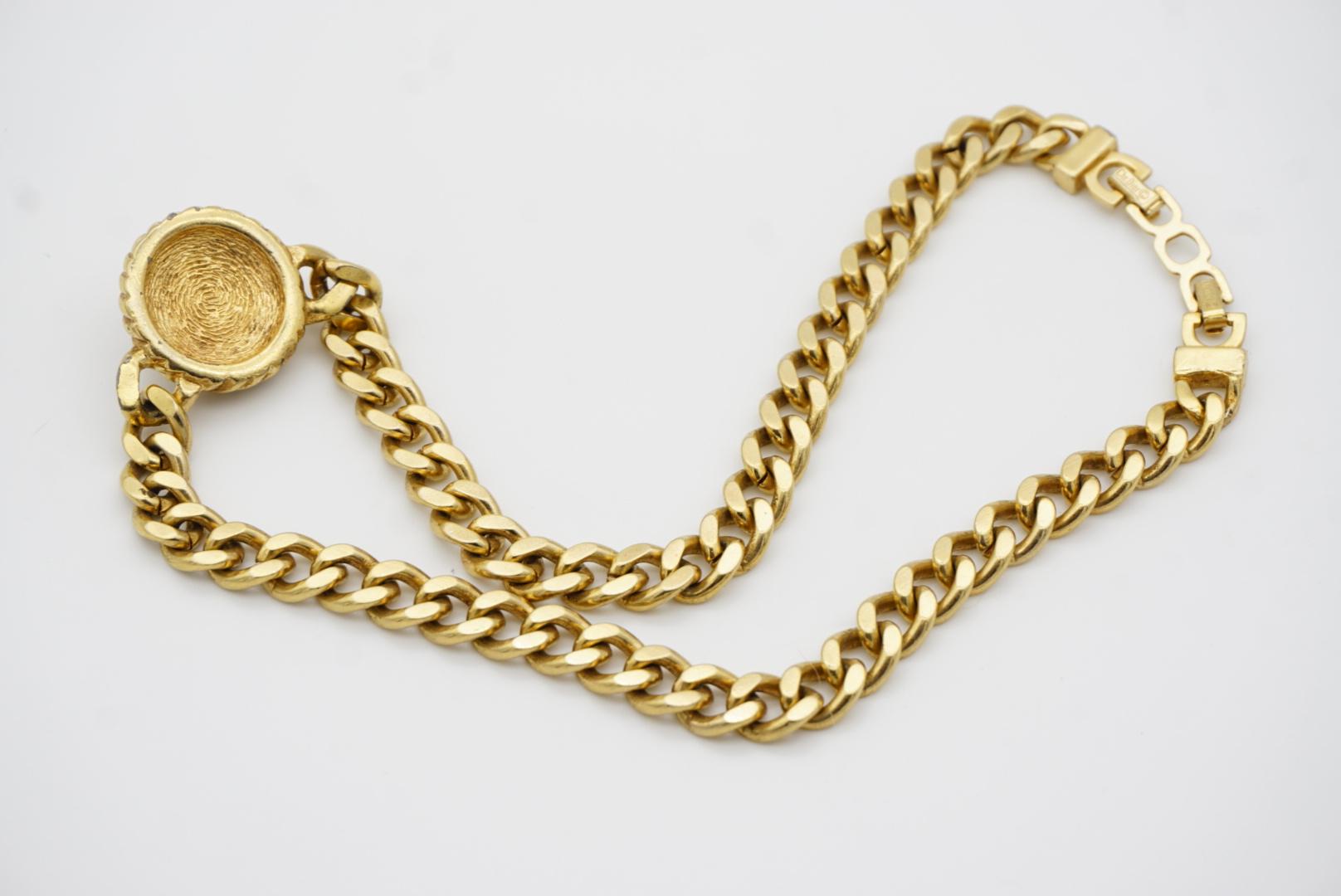 Christian Dior Vintage 1980s White Pearl Cabochon Pendant Curb Link Necklace For Sale 10