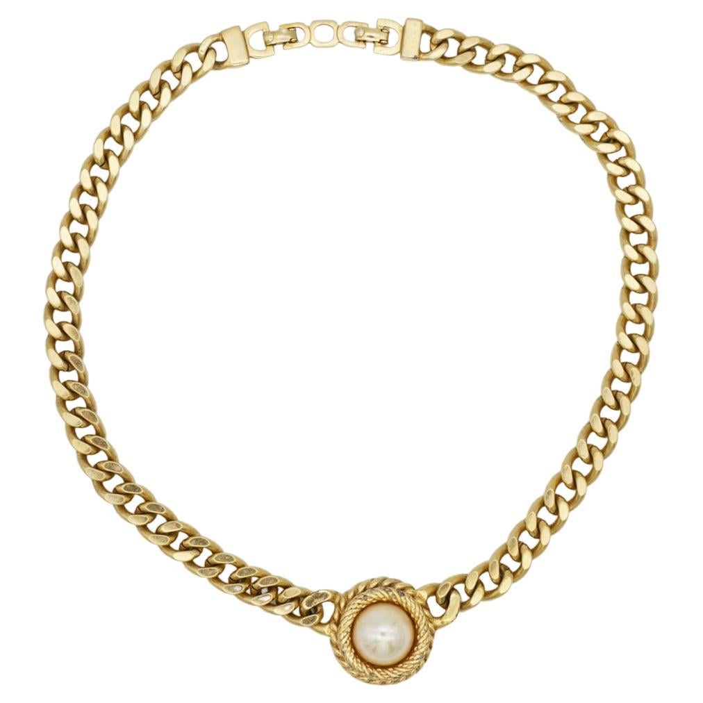 Christian Dior Vintage 1980s White Pearl Cabochon Pendant Curb Link Necklace