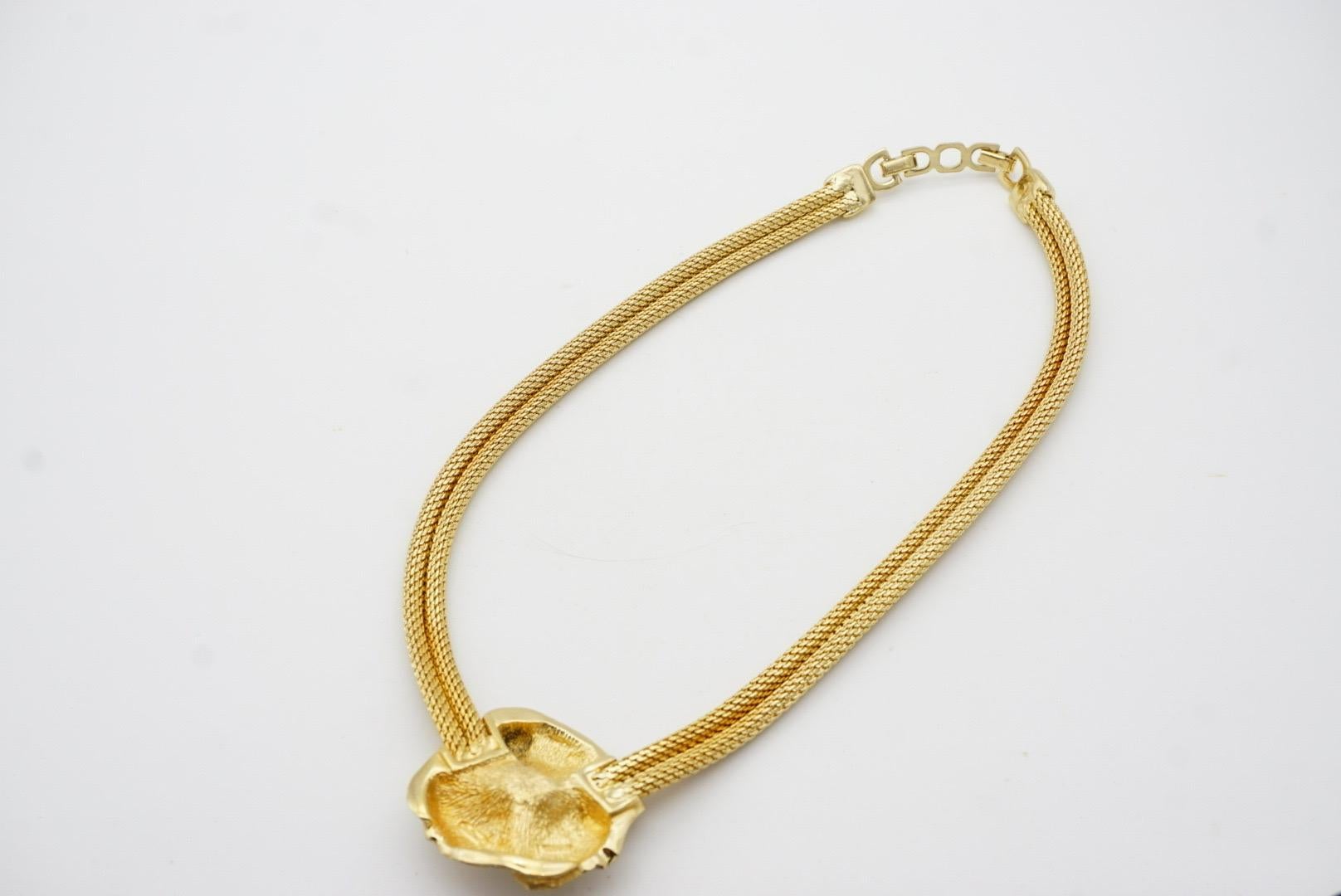 Christian Dior, collier Omega vintage en maille fleurie, perles blanches et cristaux, années 1980 en vente 12
