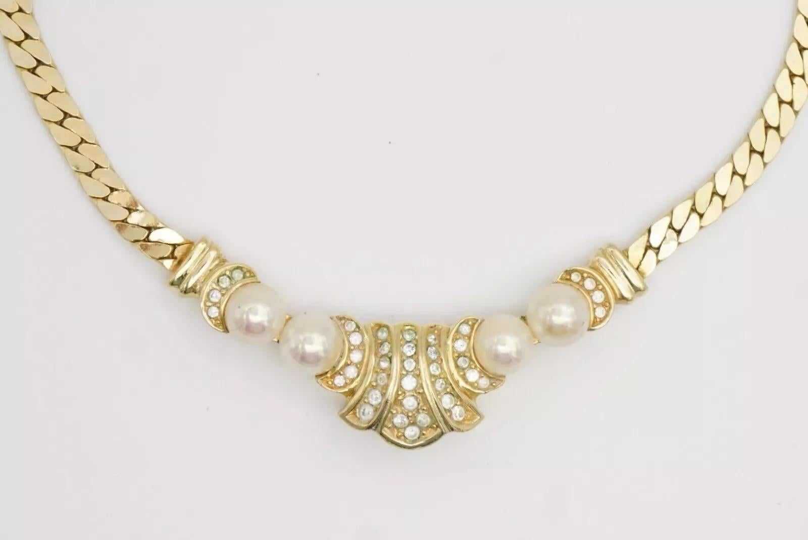 Christian Dior Vintage Años 80 Perlas Blancas Abanico Lunar Cristales Colgante Collar en venta 12