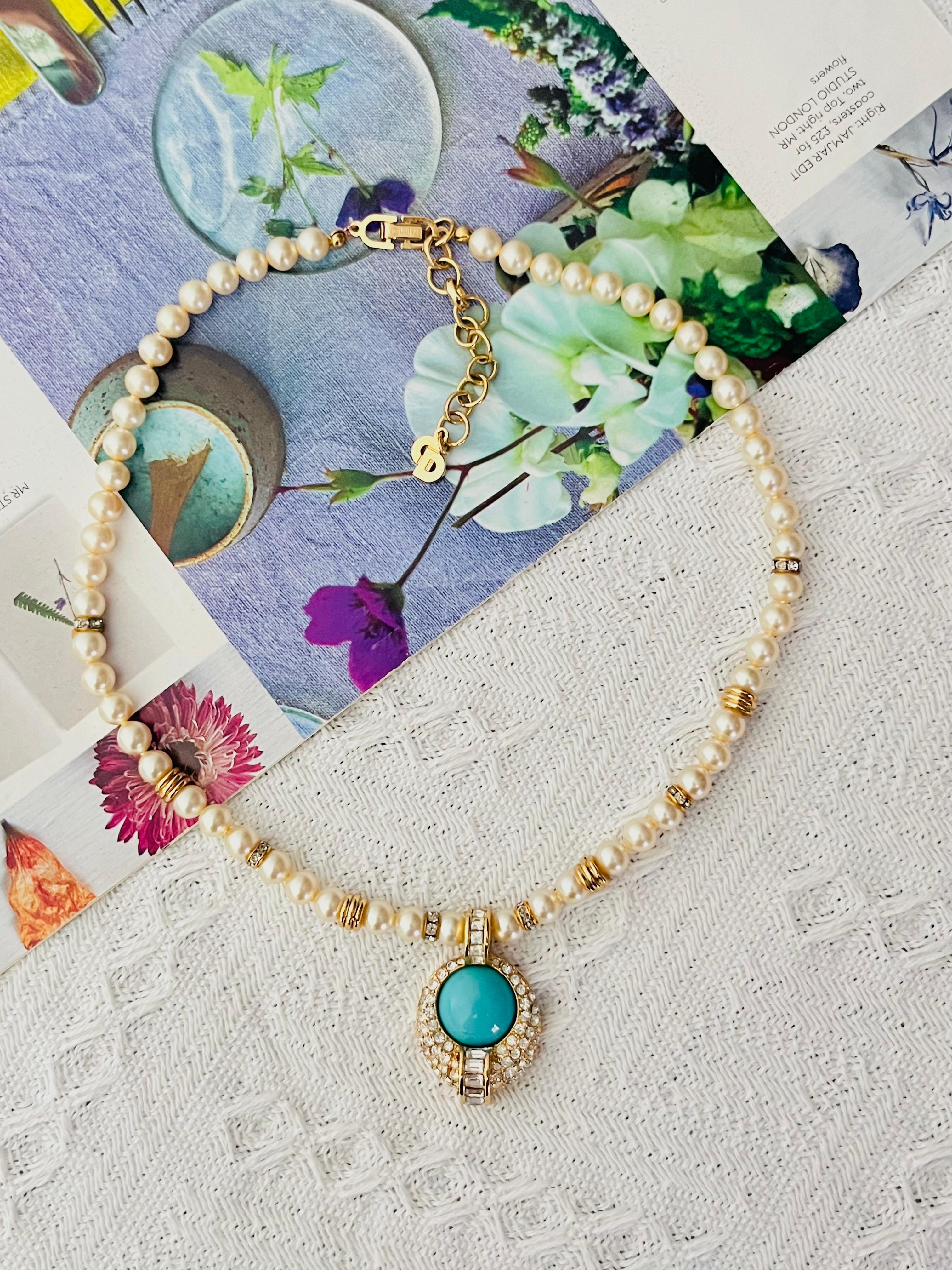 Art Deco Christian Dior Vintage 1980s White Pearls Turquoise Cabochon Crystals Necklace For Sale