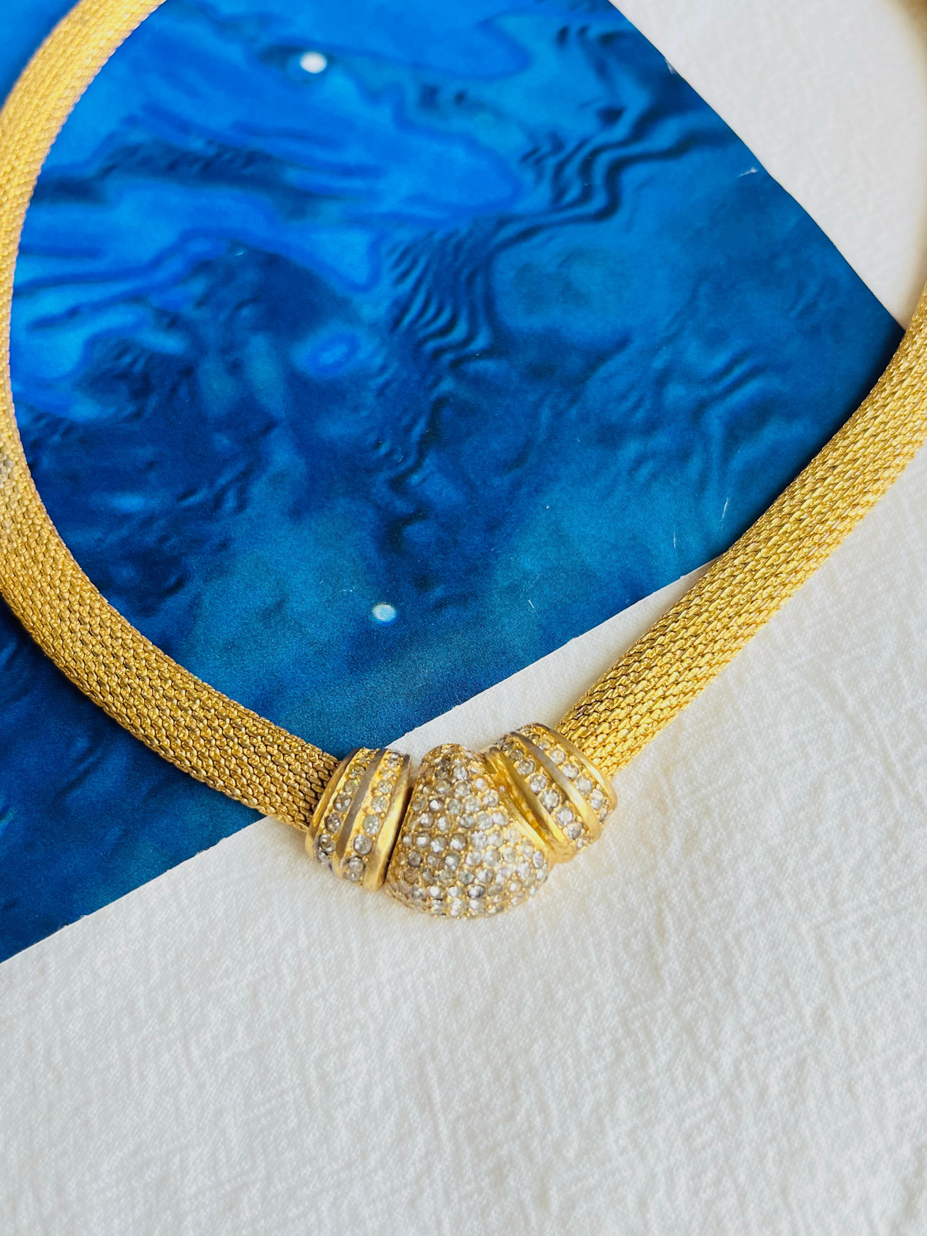 Christian Dior Vintage 1980s Whole Crystals Button Snake Mesh Omega Necklace In Good Condition In Wokingham, England