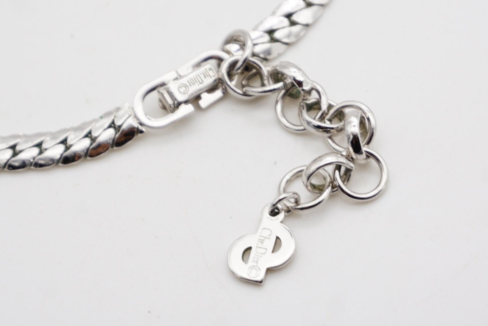 Christian Dior Vintage 1980s Crystals Whole Crescent Pendant Silver Necklace in vendita 8