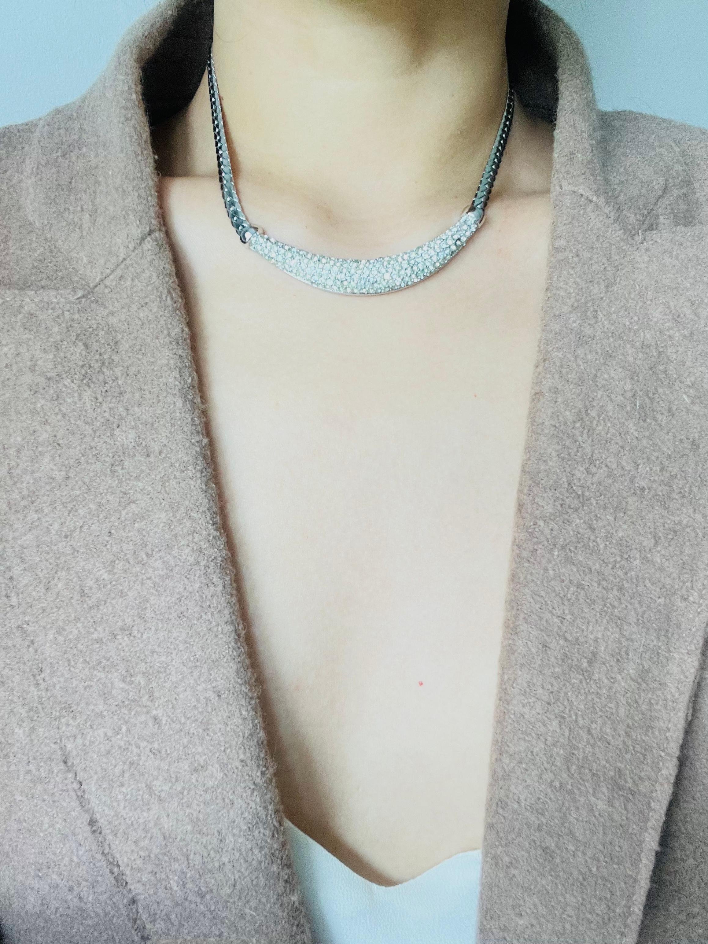 da uomo o donna Christian Dior Vintage 1980s Crystals Whole Crescent Pendant Silver Necklace in vendita