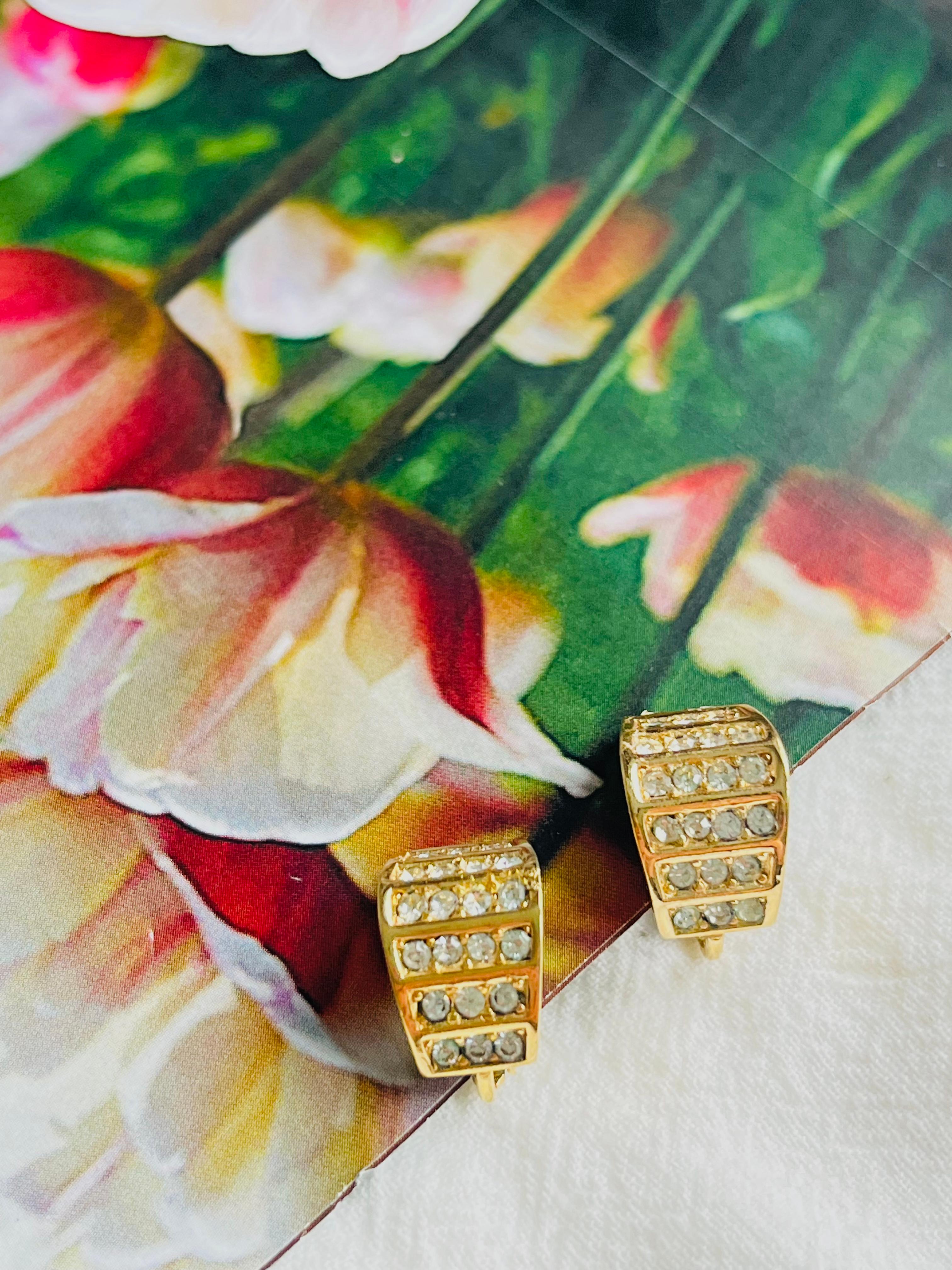 Art Nouveau Christian Dior Vintage 1980s Whole Shining Half Hoop Crystals Gold Clip Earrings For Sale
