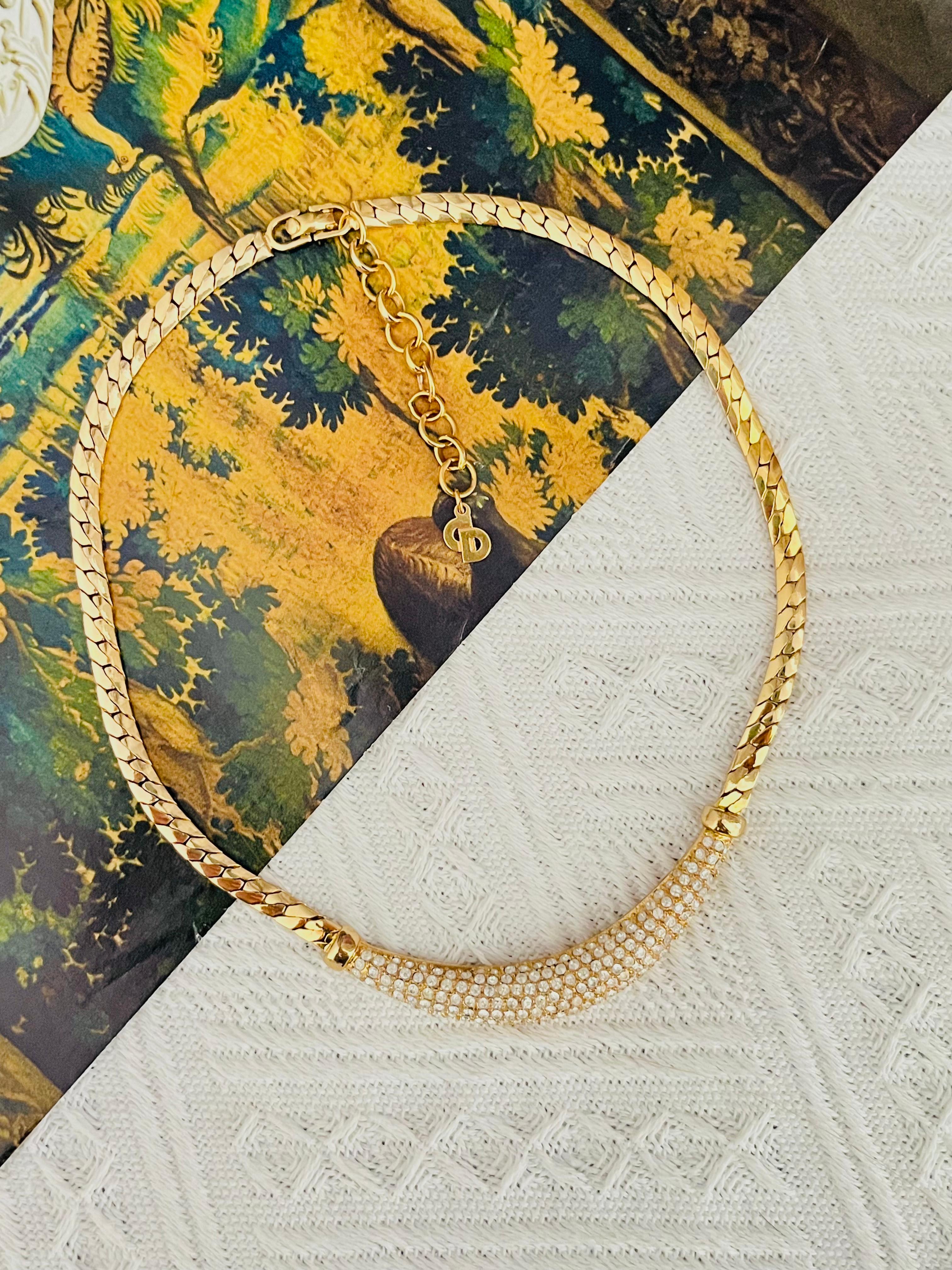 Christian Dior Vintage 1980er Jahre Whole funkelnde Kristalle Halbmond-Halskette mit Anhänger (Art déco) im Angebot