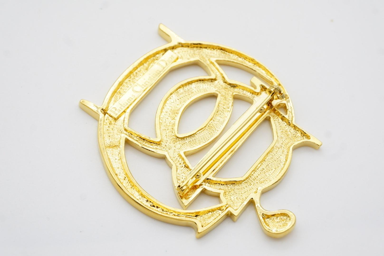 Christian Dior Vintage 1990s Large Logo Monogram Letters Interlocked Brooch 7