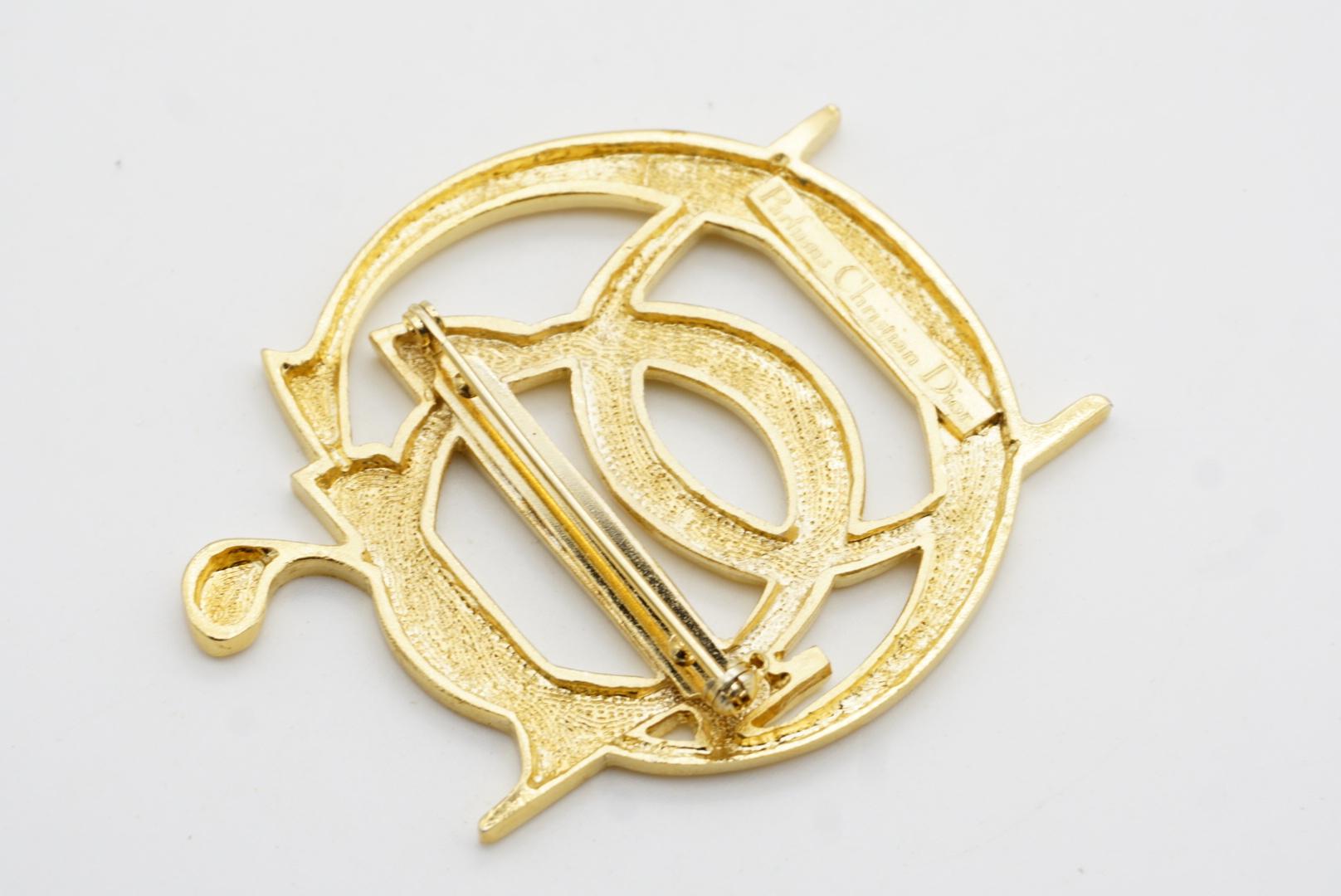 Christian Dior Vintage 1990s Large Logo Monogram Letters Interlocked Brooch For Sale 7