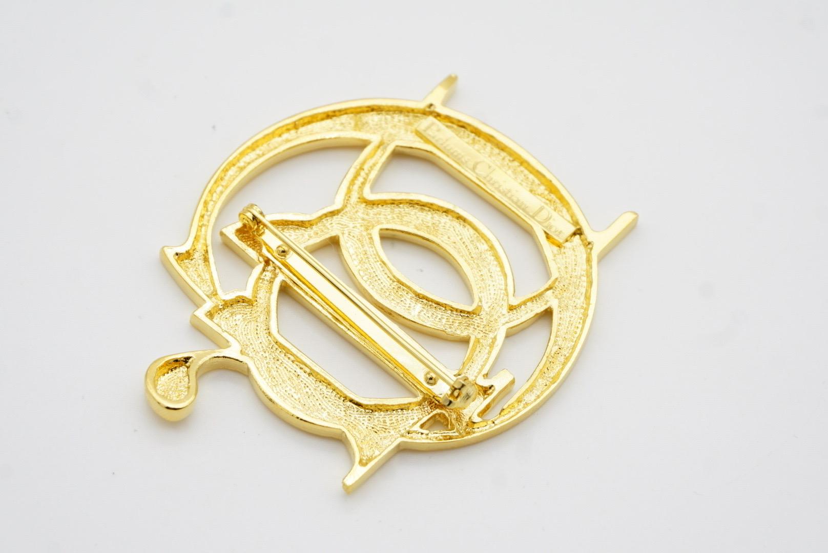 Christian Dior Vintage 1990s Large Logo Monogram Letters Interlocked Brooch 8