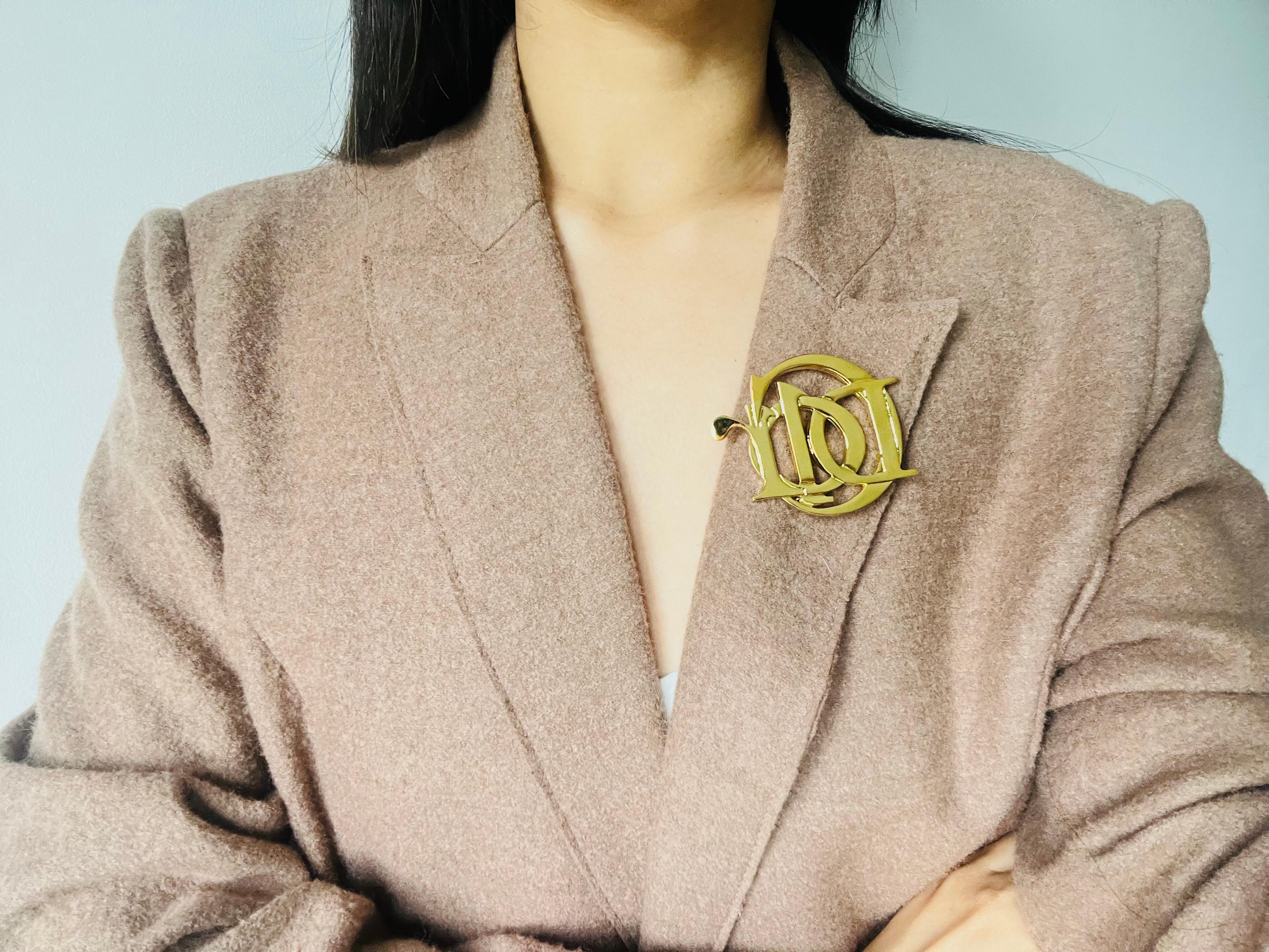 Christian Dior Vintage 1990s Large Logo Monogram Letters Interlocked Brooch For Sale 1