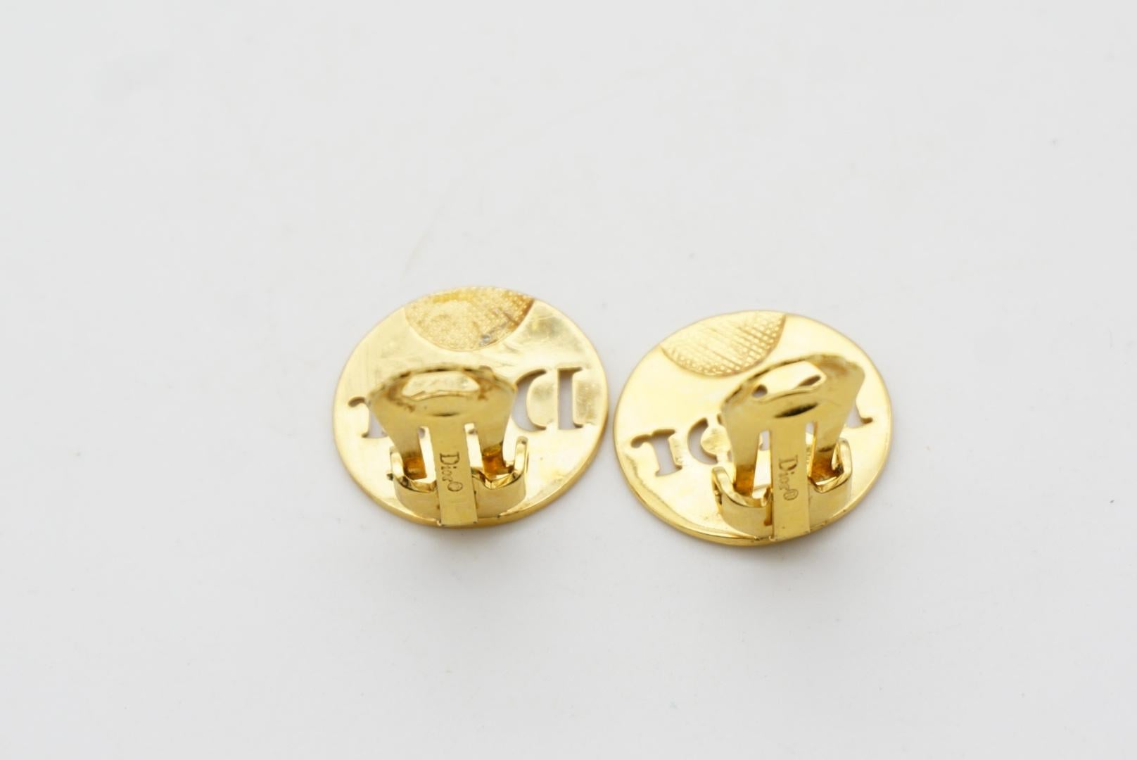 Christian Dior Vintage 1990s Logo Relief Round Button Round Clip Gold Earrings  For Sale 5