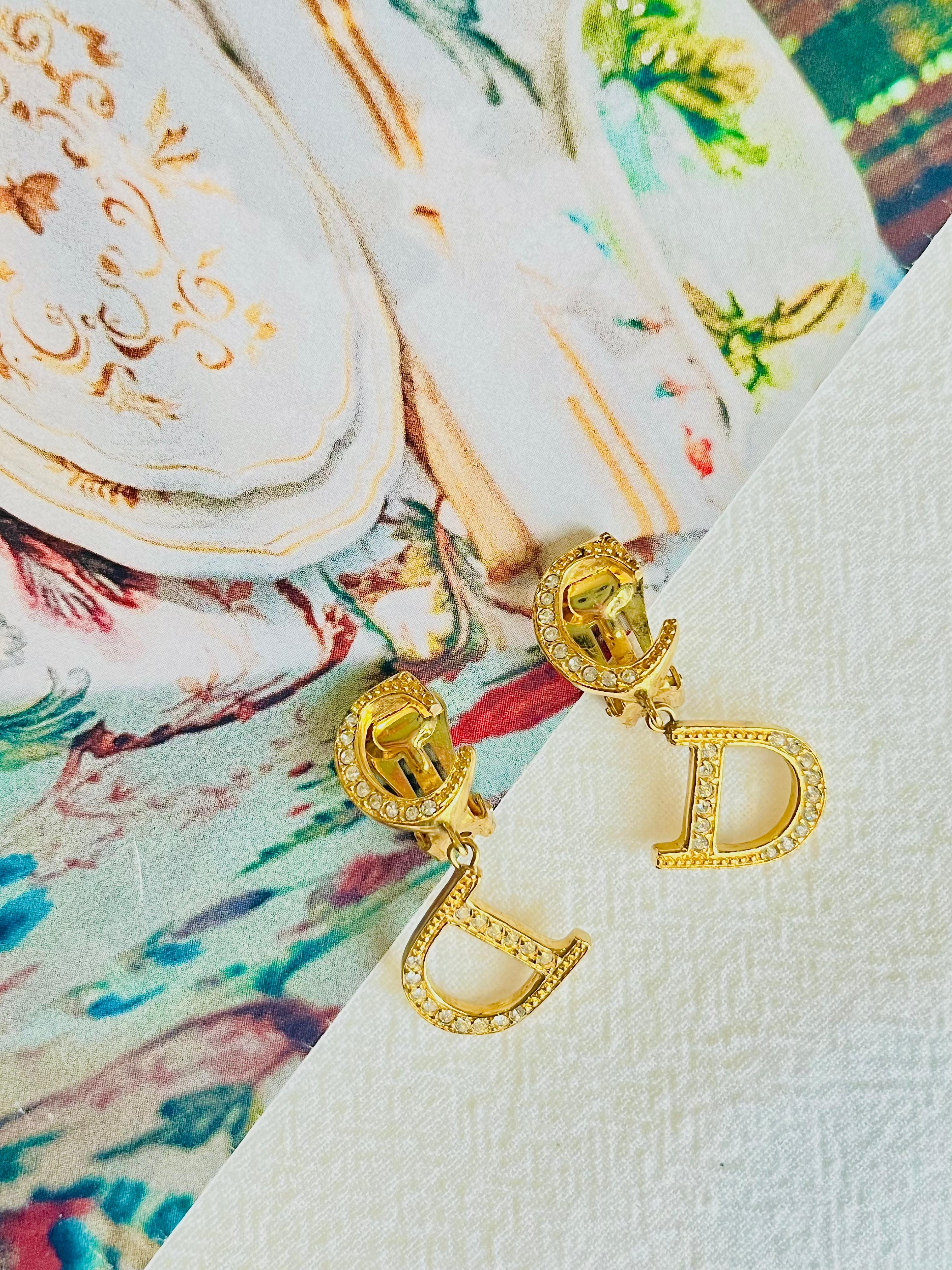 Christian Dior Vintage 1990 Monogram Logo CD Crystals Drop Gold Clip Earrings Bon état - En vente à Wokingham, England