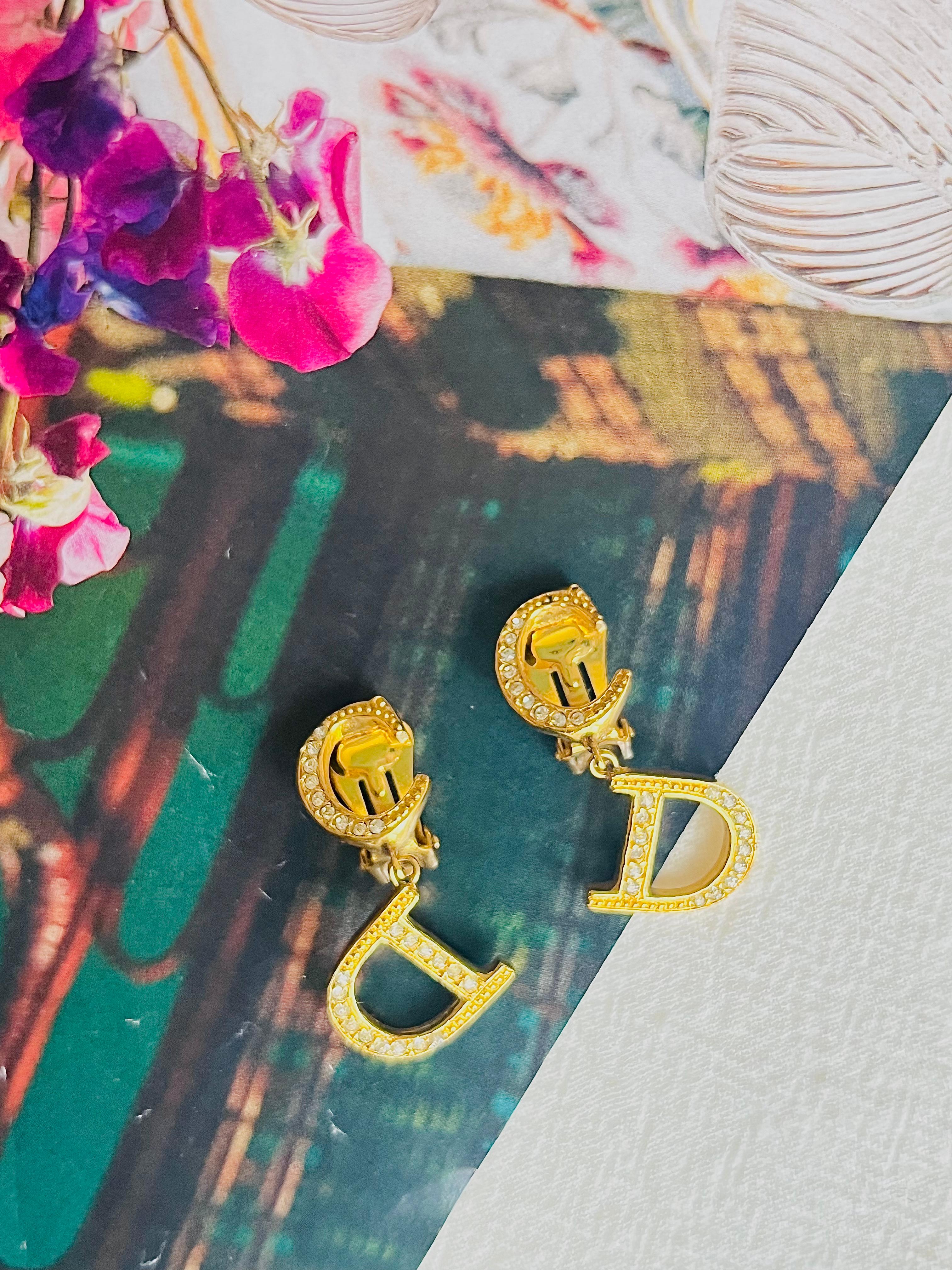 Christian Dior Vintage 1990s Monogram Logo CD Crystals Drop Gold Clip Earrings In Good Condition For Sale In Wokingham, England