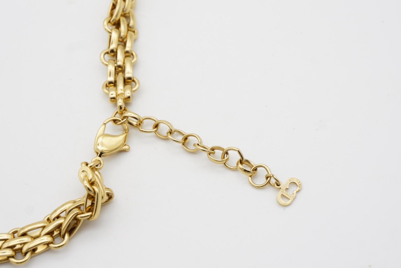 Christian Dior Vintage 1990s Unisex Classic Interlock Link Gold Choker Necklace For Sale 7