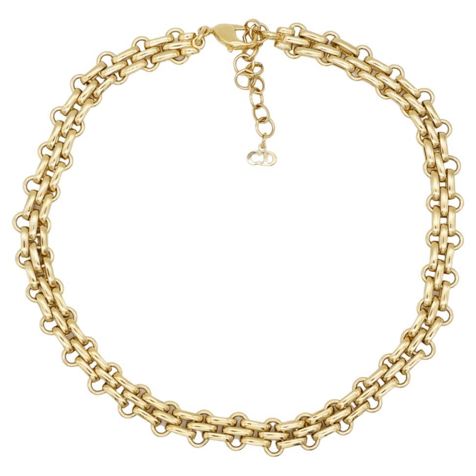 Christian Dior Vintage 1990s Unisex Classic Interlock Link Gold Choker Necklace For Sale