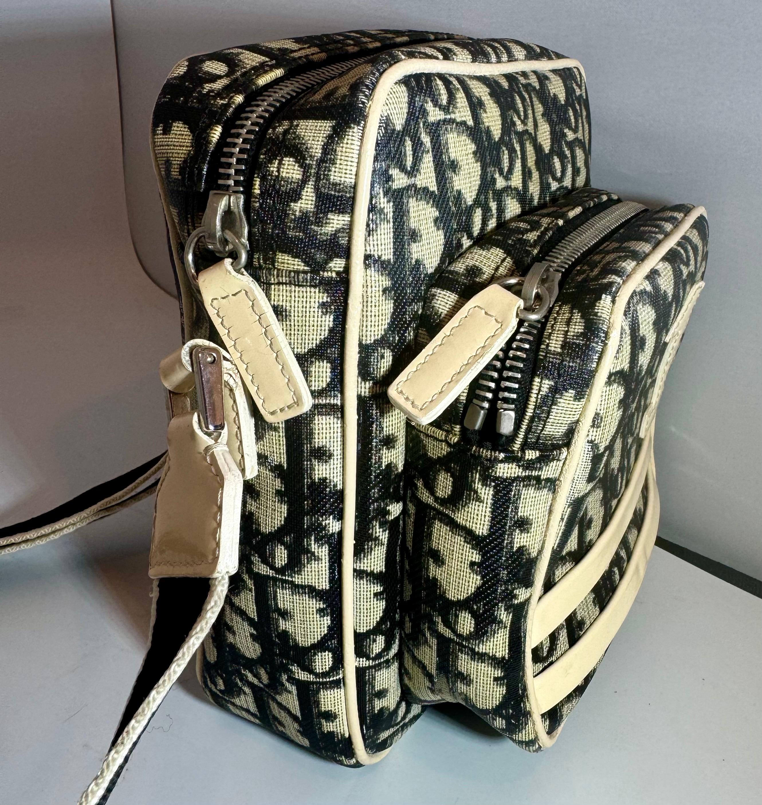 Christian Dior Vintage Authentic Dior Trotter Paris Crossbody Bag, Unisex For Sale 2