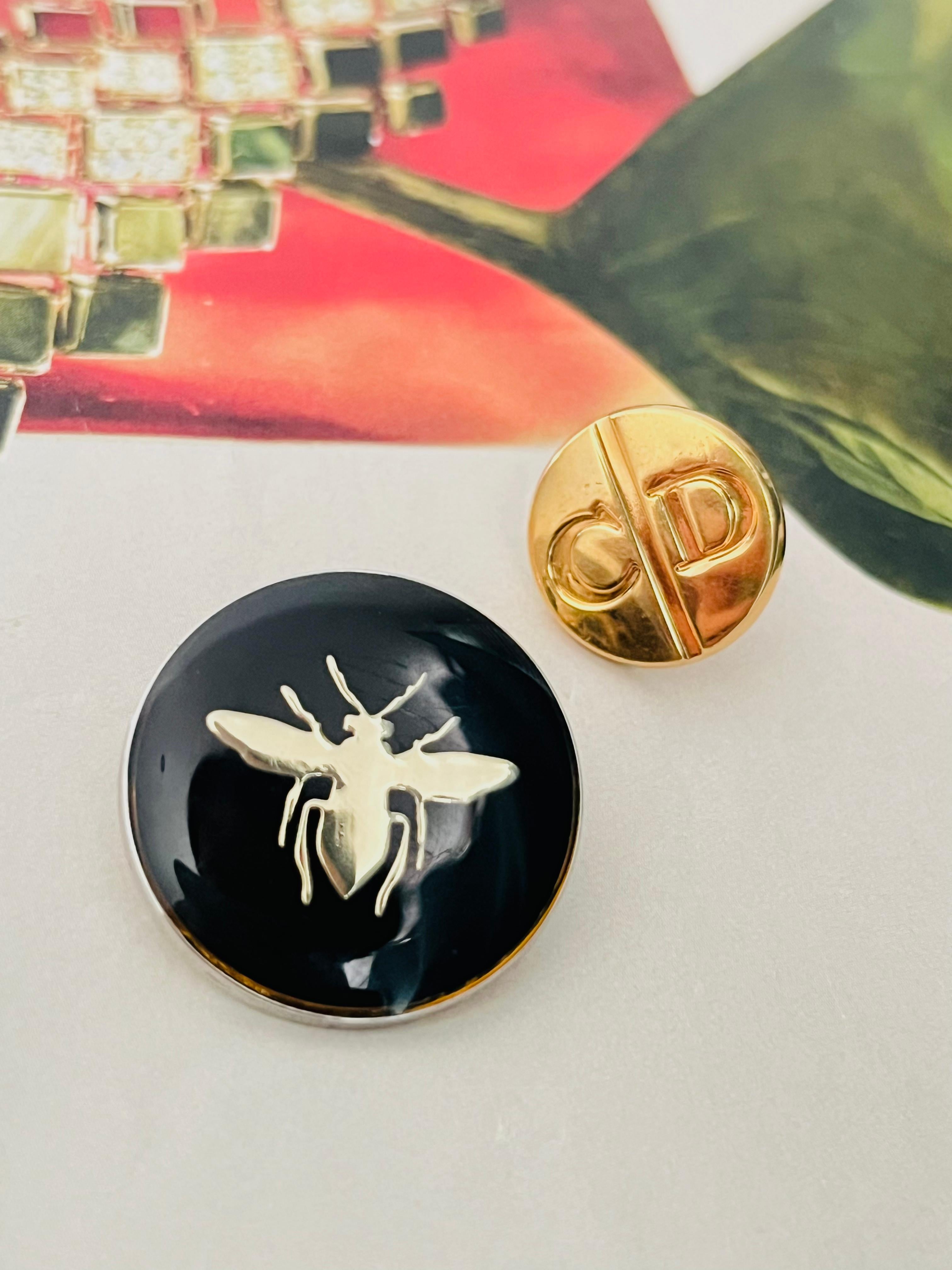 Christian Dior Vintage Bee Black Round Logo CD Circle Pin Brooch