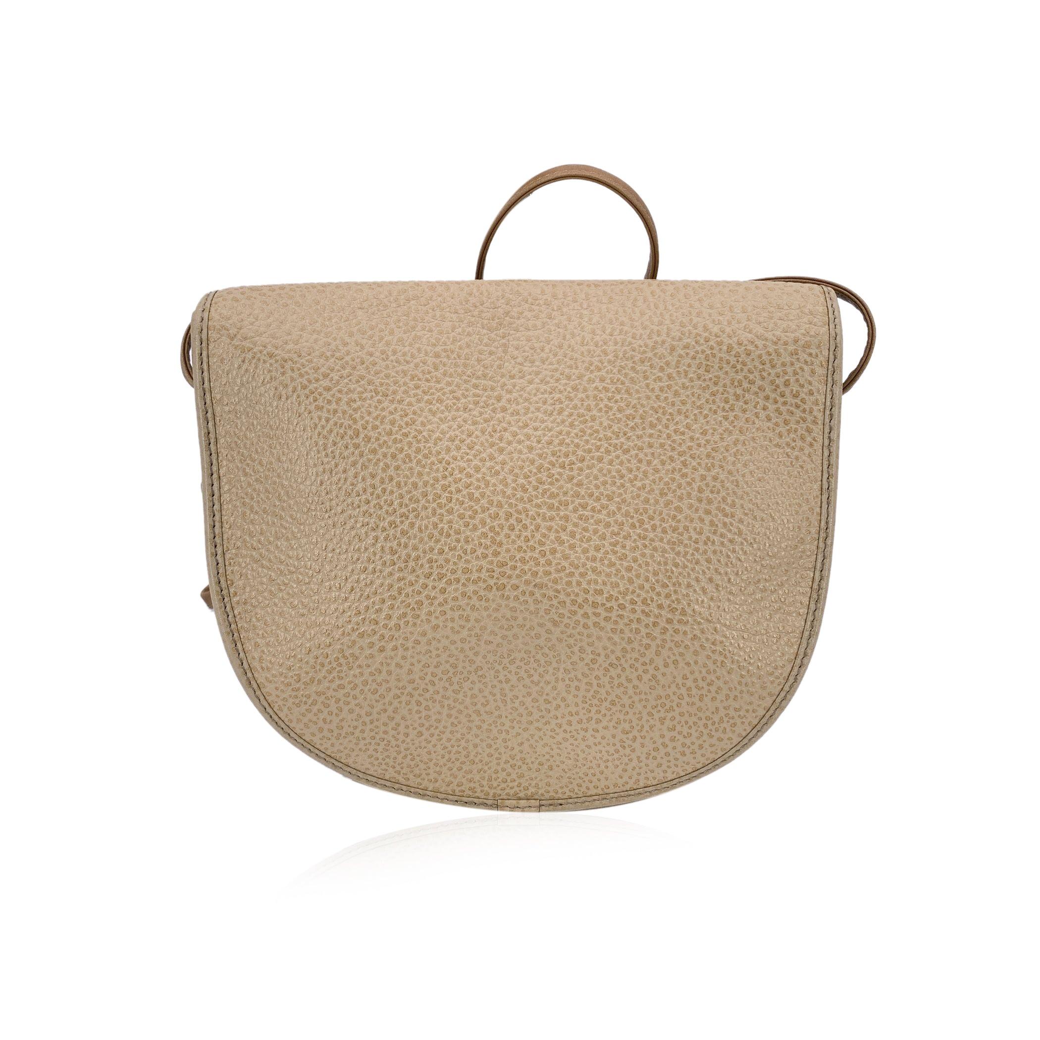 Christian Dior Vintage Beige Leder Kleine Crossbody Umhängetasche im Zustand „Hervorragend“ im Angebot in Rome, Rome