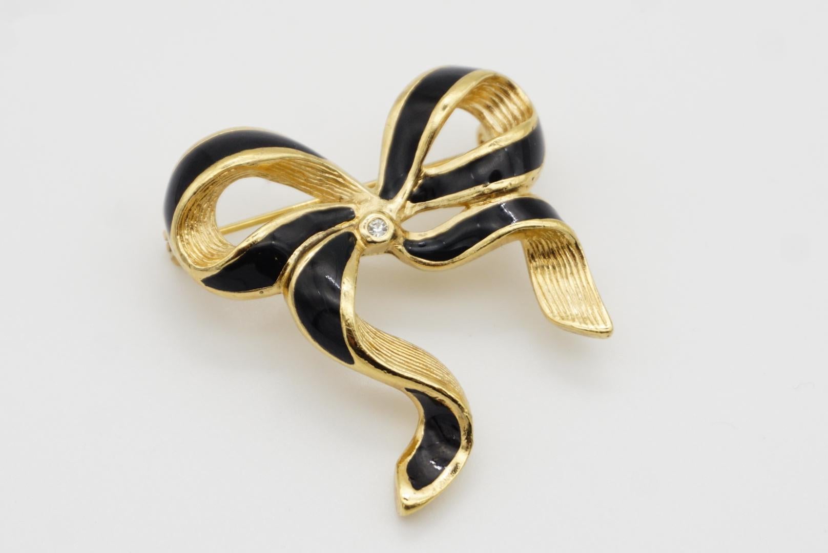 Christian Dior Vintage Black Enamel Crystal Wave Knot Bow Ribbon Gold Brooch For Sale 2