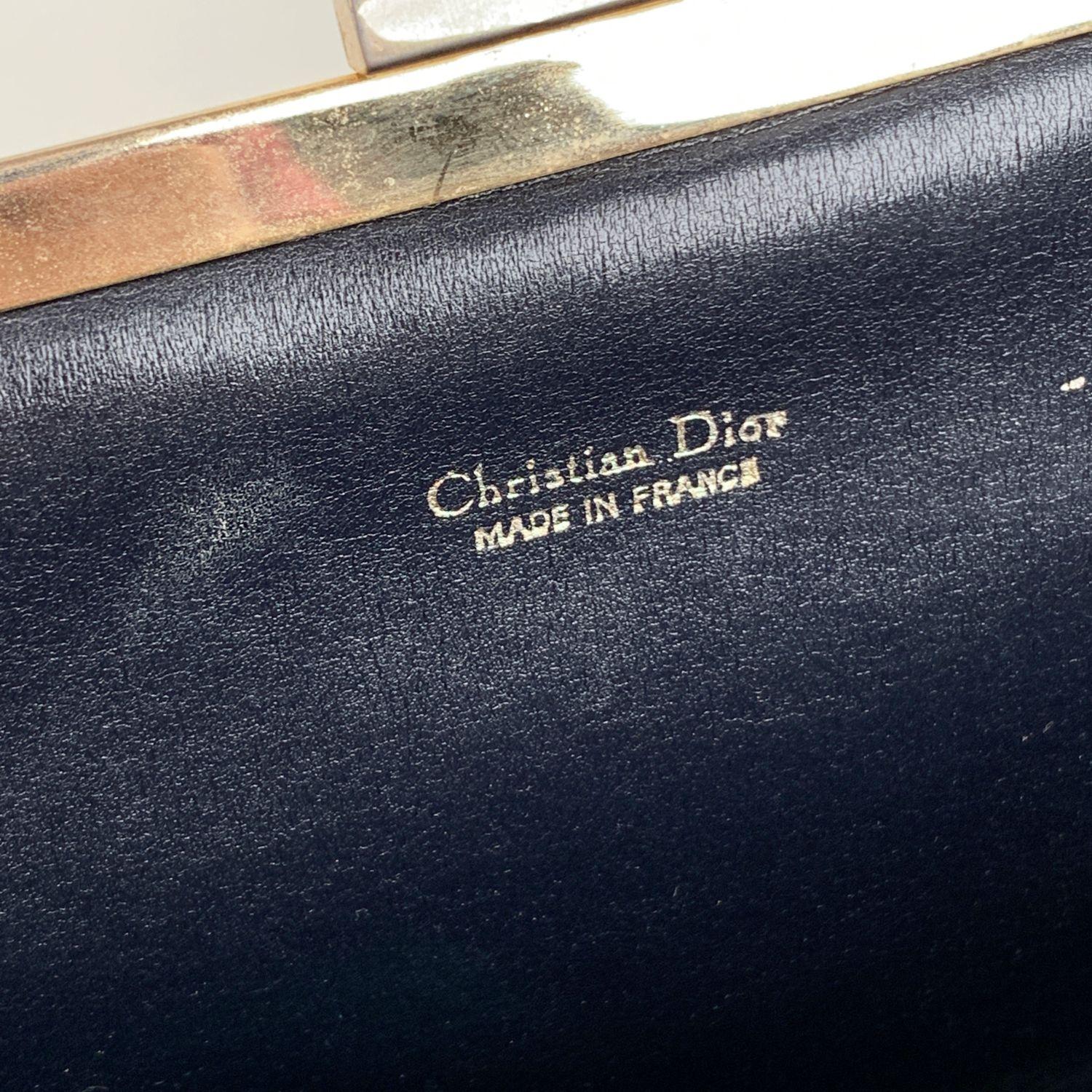 Vintage CHRISTIAN DIOR blue 'Diorissimo' tapestry monogram canvas. Clasp closure on top. Blue leather lining. 'Christian Dior - made in France' embossed inside.



Details

MATERIAL: Canvas

COLOR: Blue

MODEL: Clutch Purse

GENDER: Women

SIZE: