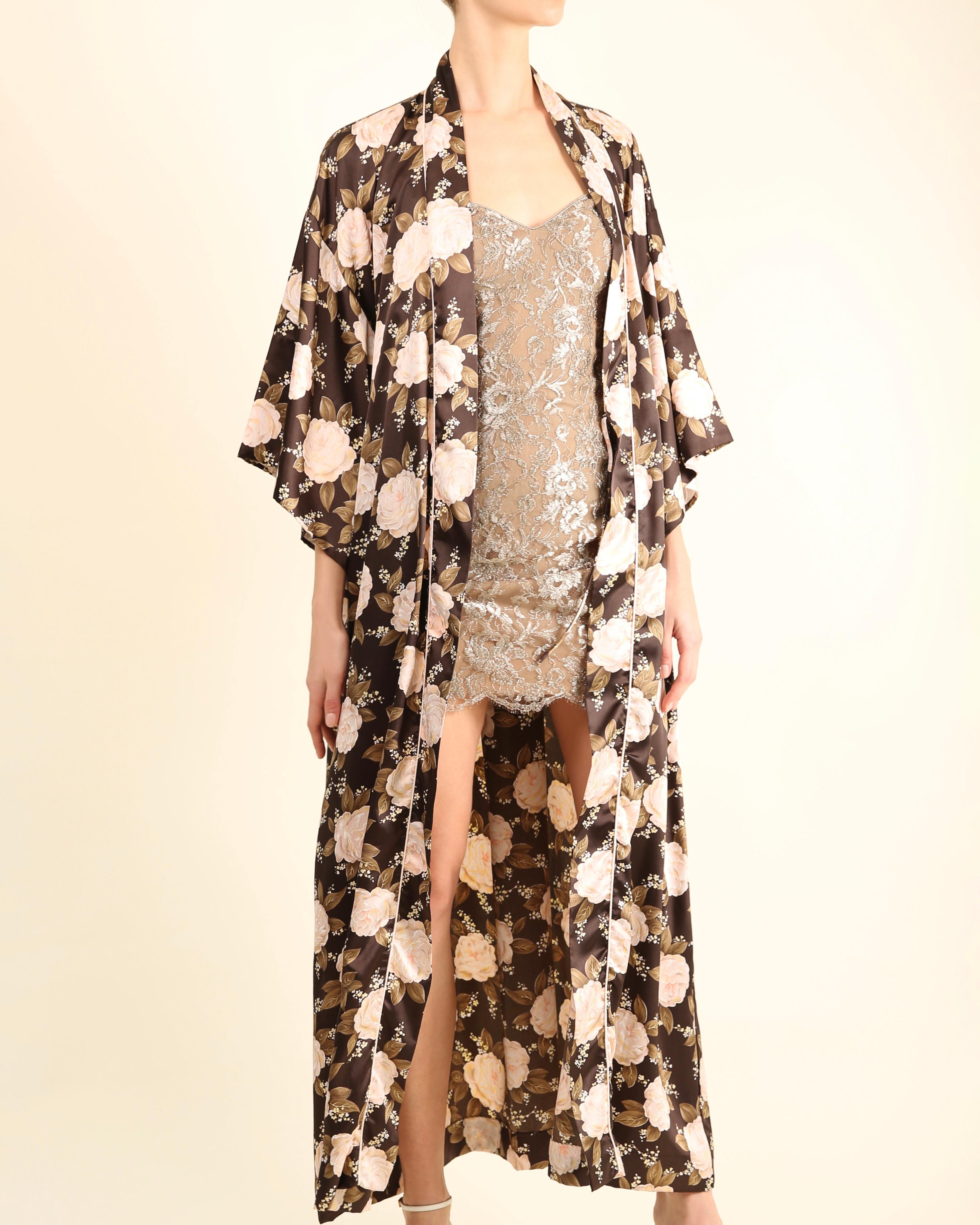 Christian Dior vintage braun rosa geblümt Kimono maxi Mantel Kleid Robe Nachthemd Damen im Angebot