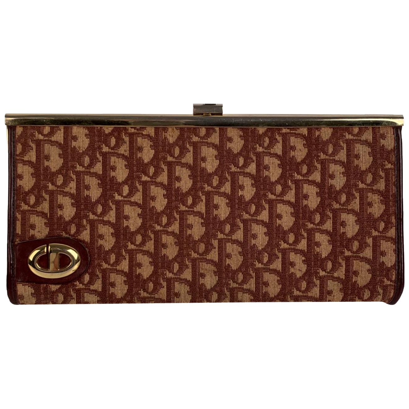 burgundy clutch purse