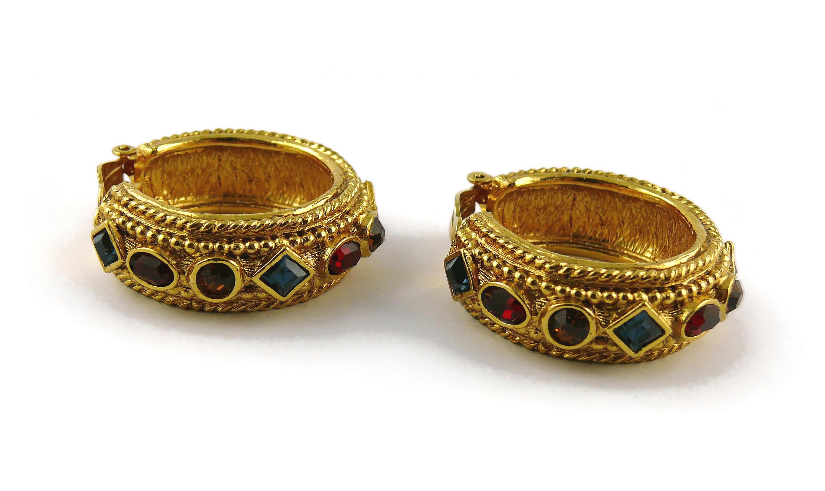 Christian Dior, boucles d'oreilles créoles vintage en or et bijoux de conception byzantine en vente 3