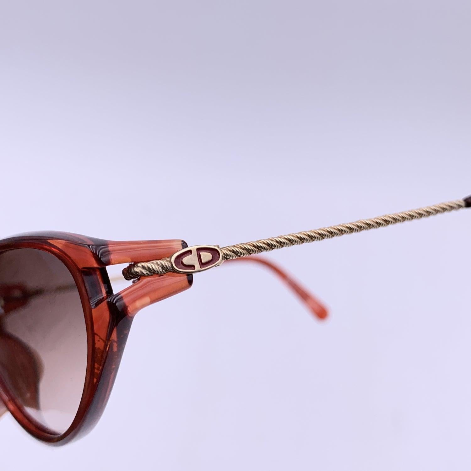 Women's Christian Dior Vintage Cat-Eye Sunglasses 2577 30 Optyl 57/13 120mm For Sale