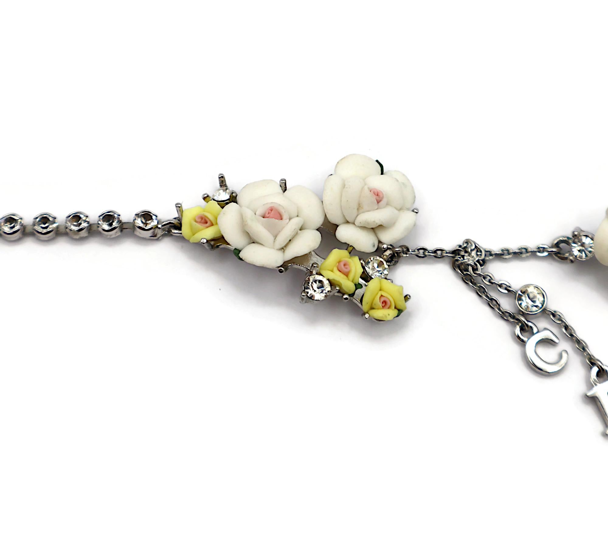 CHRISTIAN DIOR Collier vintage avec logo CD et roses pastel en vente 5