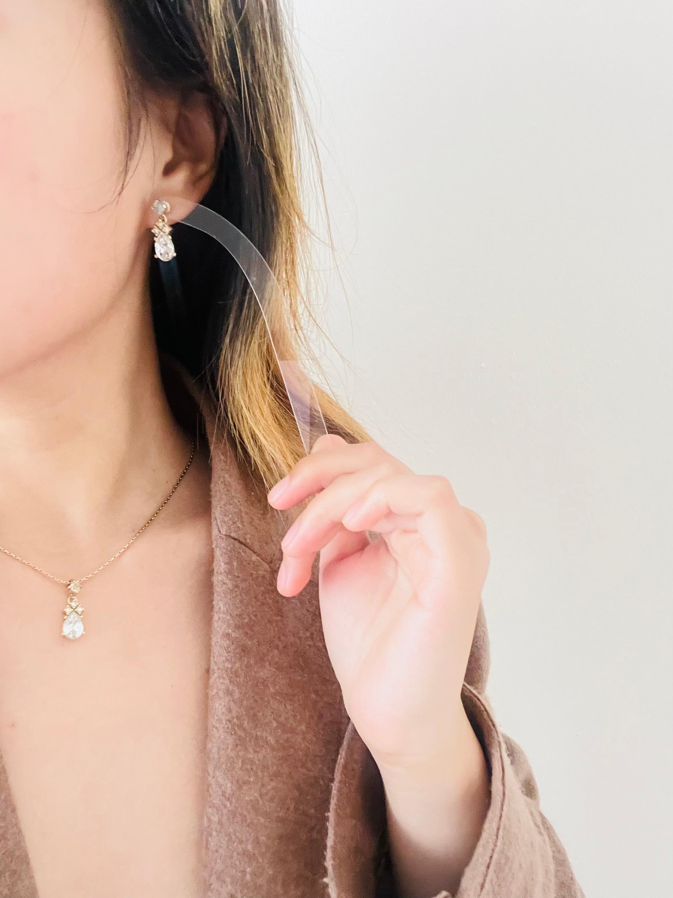 Christian Dior Vintage Cluster Crystals Water Tear Drop Set Necklace Earrings In Good Condition In Wokingham, England