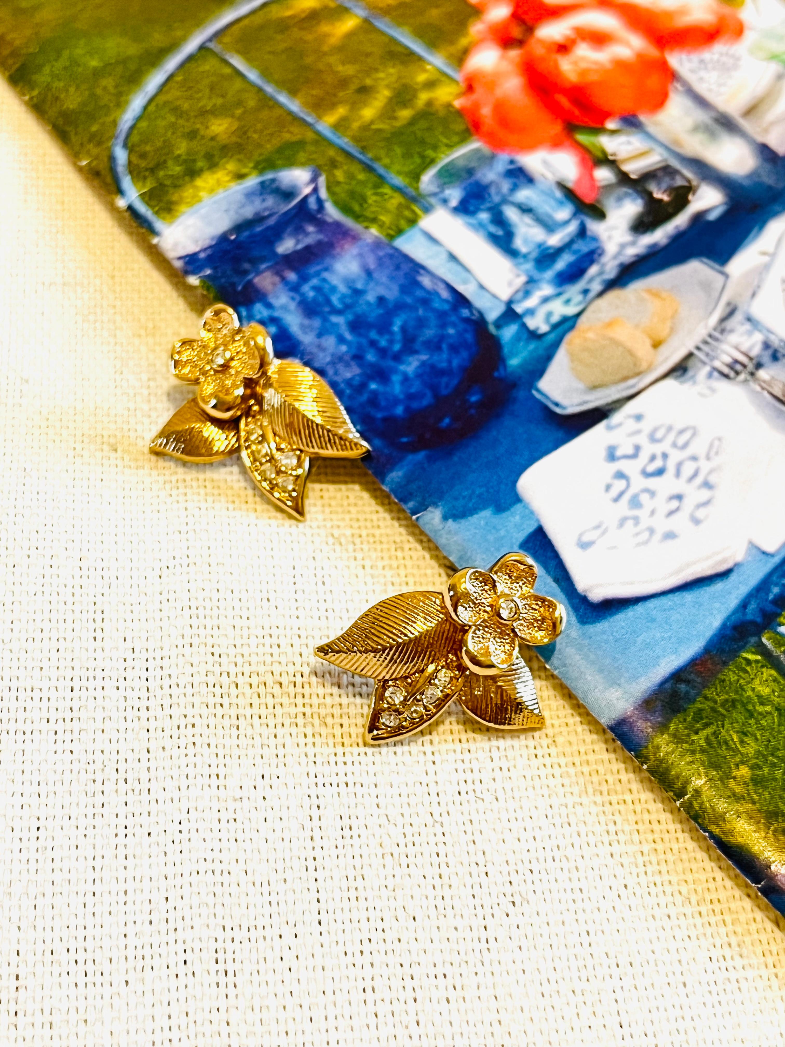 Women's or Men's Christian Dior Vintage Cluster Flower Leaf Crystal Elegant Gold Pierced Earrings For Sale