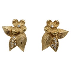 Christian Dior Retro Cluster Flower Leaf Crystal Elegant Gold Pierced Earrings