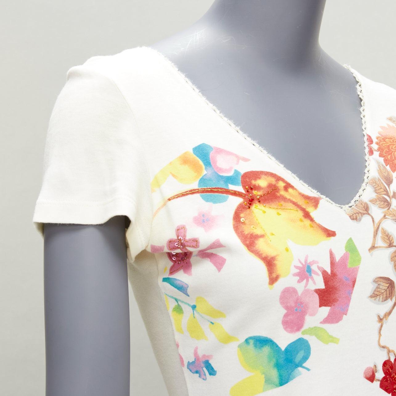 CHRISTIAN DIOR T-shirt vintage en coton crème avec bordure en dentelle à imprimé floral et col en V FR 38 2