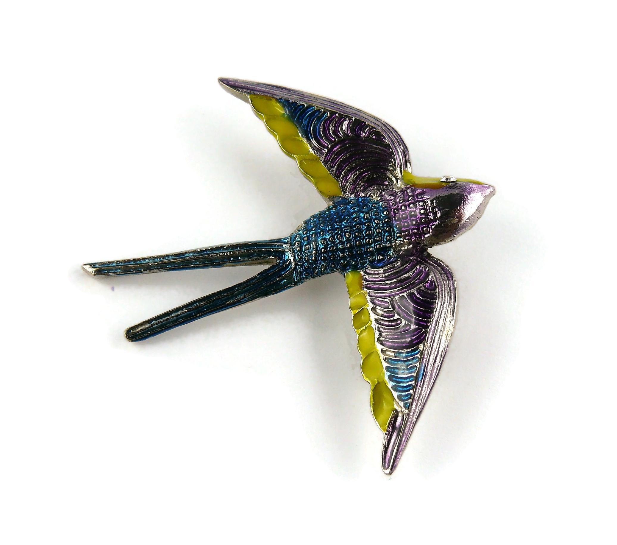 Christian Dior Vintage Enameled Swallow Brooch In Good Condition For Sale In Nice, FR