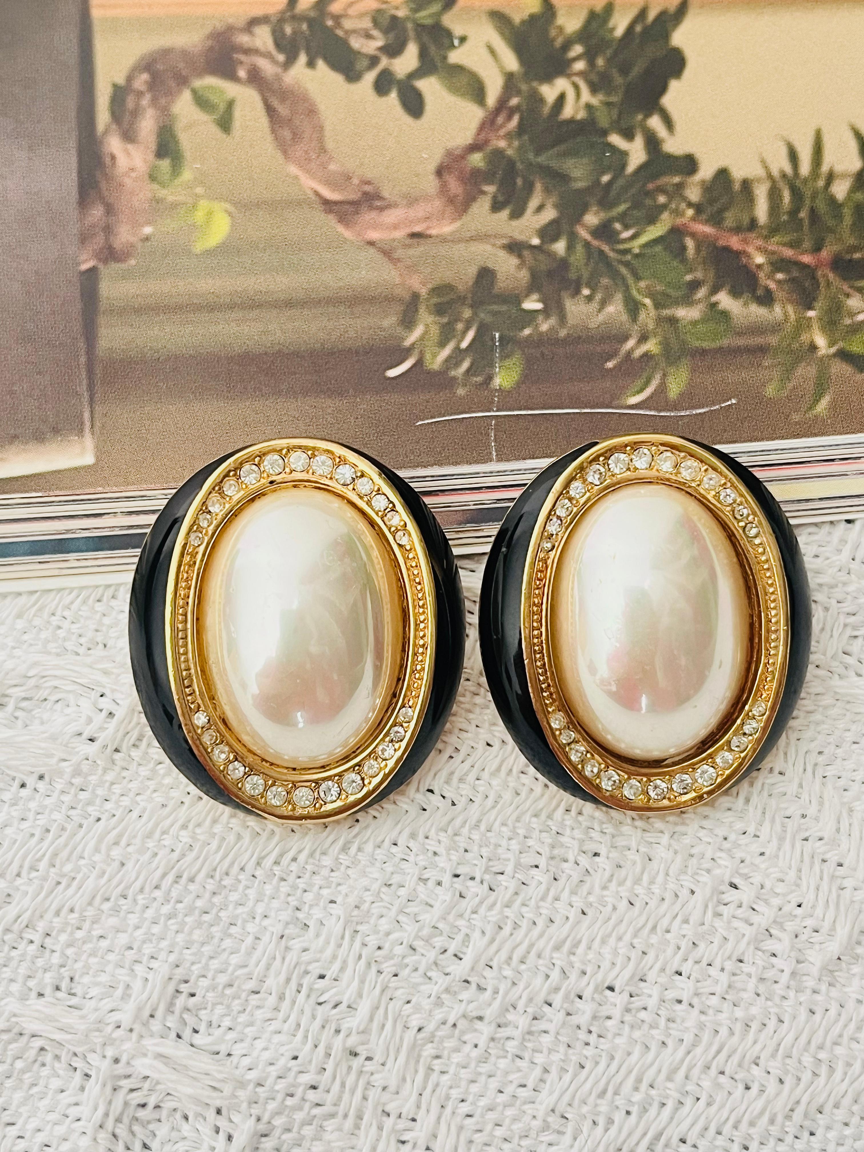 Christian Dior Vintage Extra Große Ovale Weiße Perlenkristalle Schwarze Ohrringe im Zustand „Gut“ im Angebot in Wokingham, England