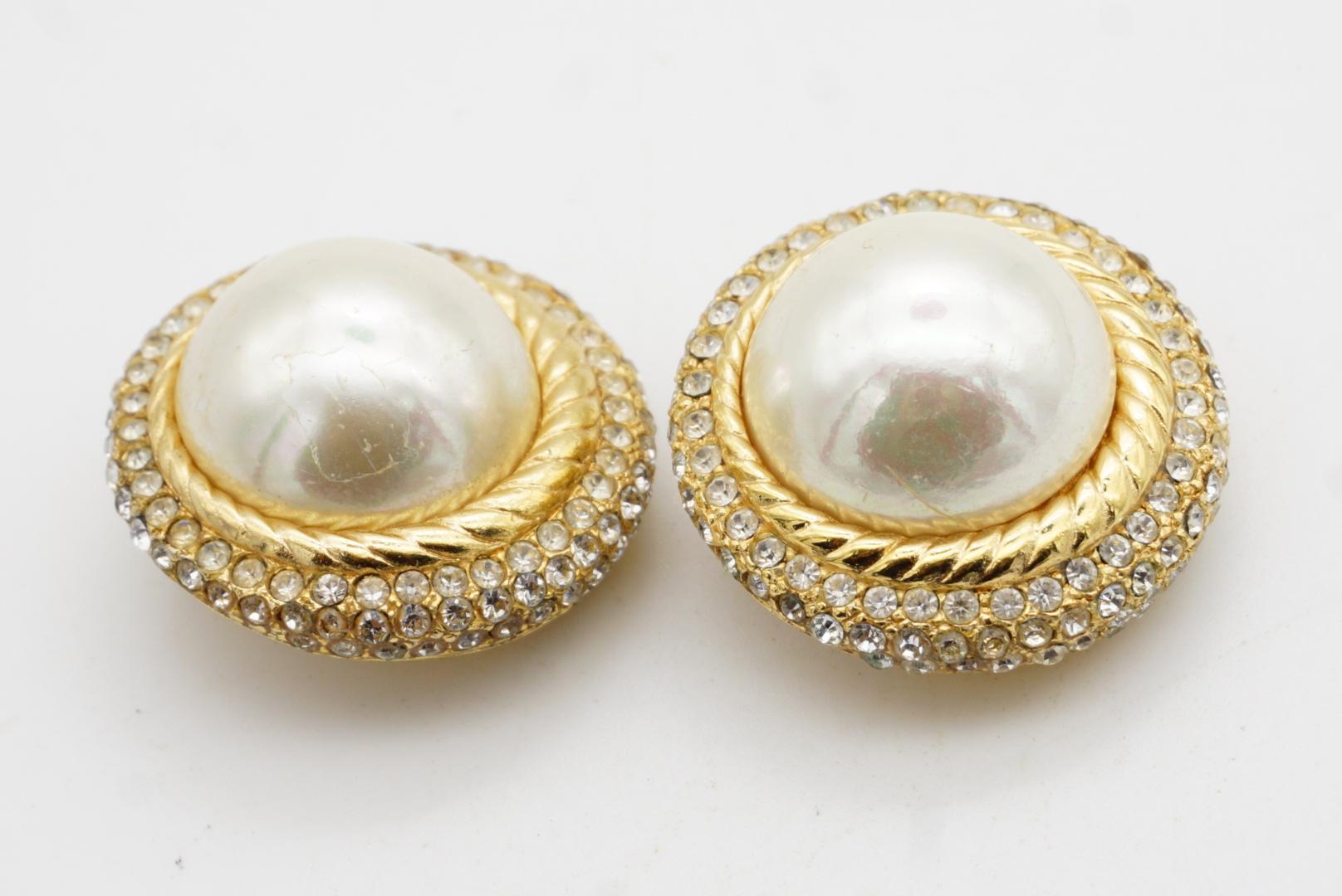 Christian Dior Vintage Pendientes de clip de perla blanca redonda extragrande con cúpula de cristal en venta 5