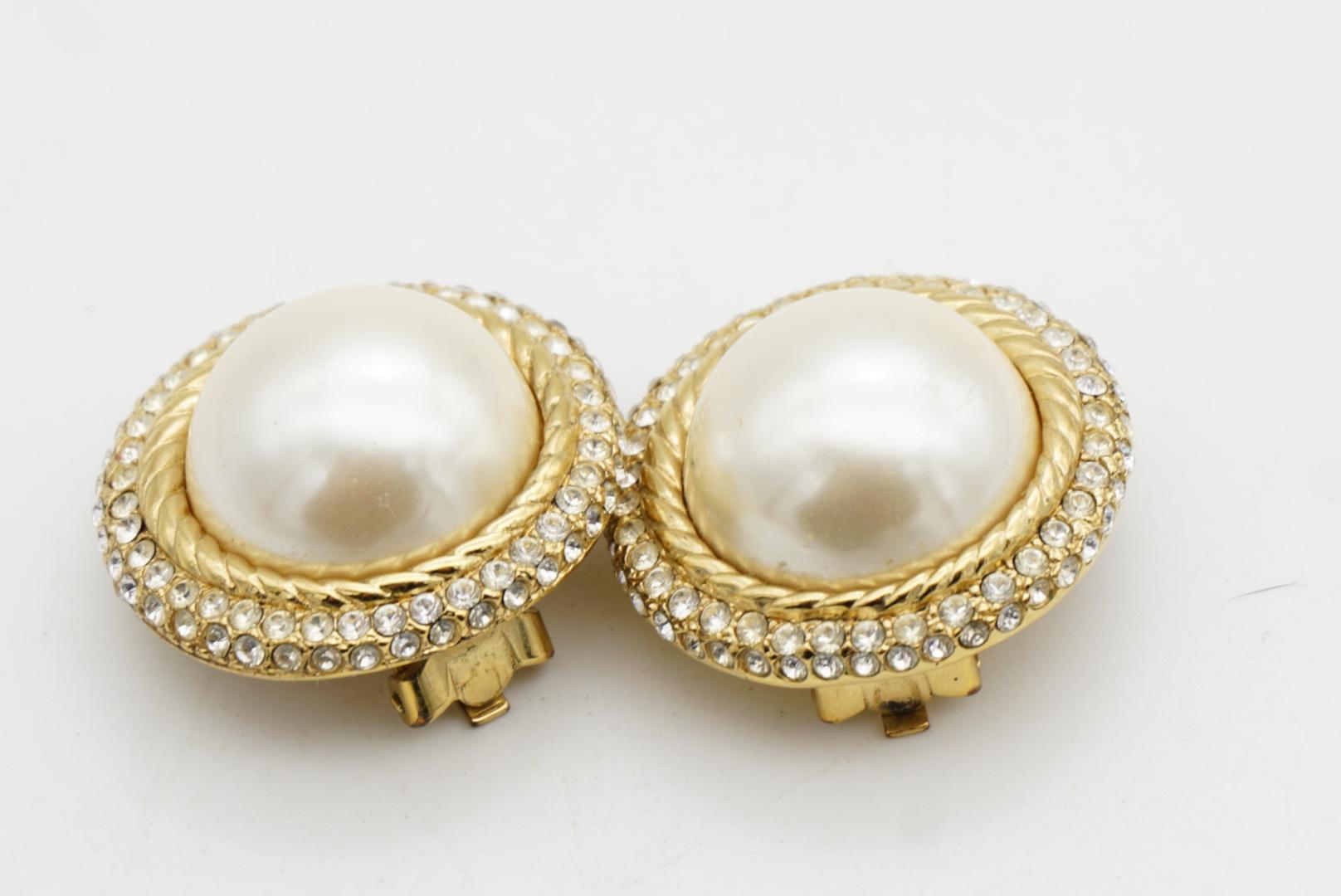 Christian Dior Vintage Pendientes de perla redonda blanca extragrande con doble cristal en venta 6