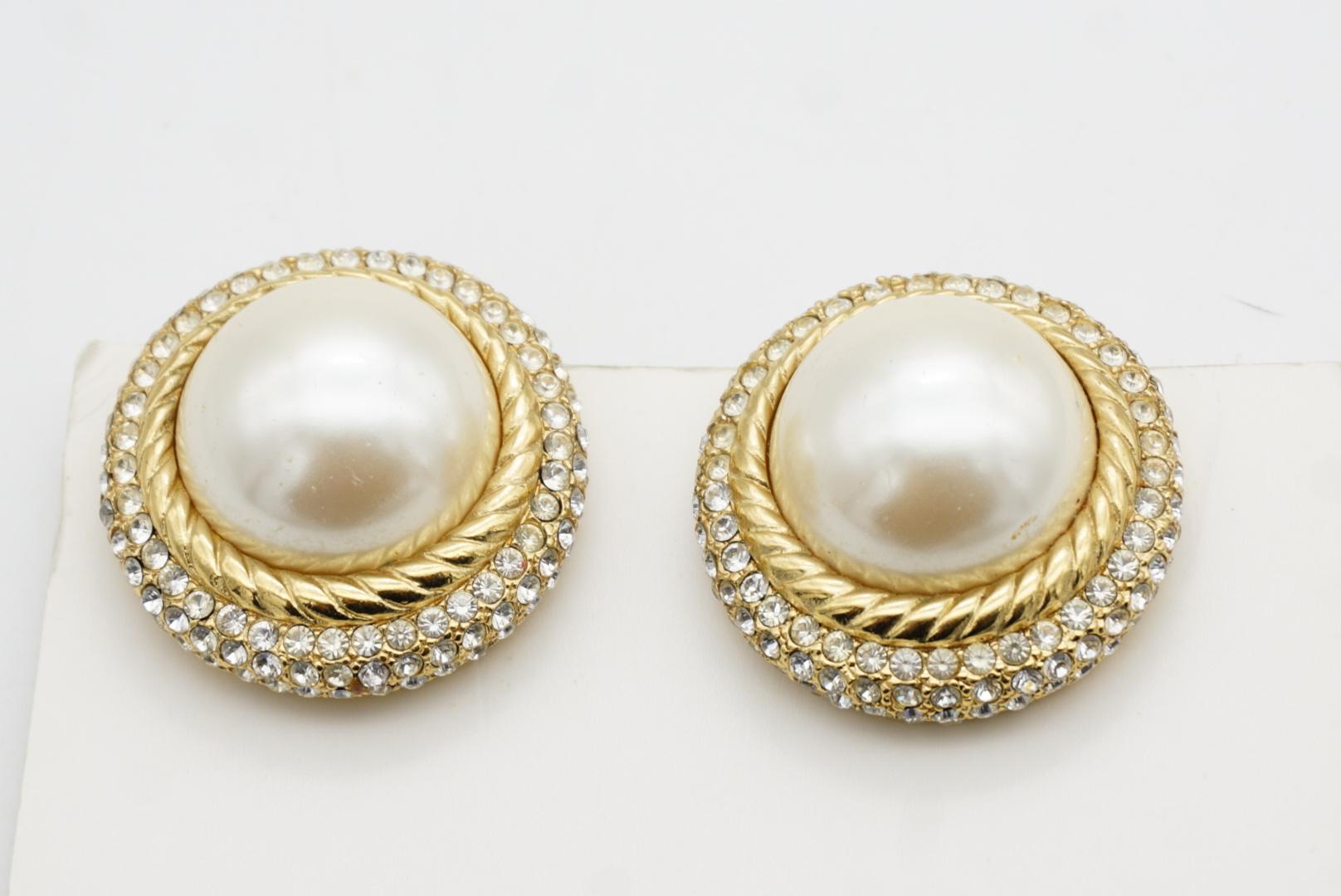 Christian Dior Vintage Pendientes de perla redonda blanca extragrande con doble cristal en venta 4