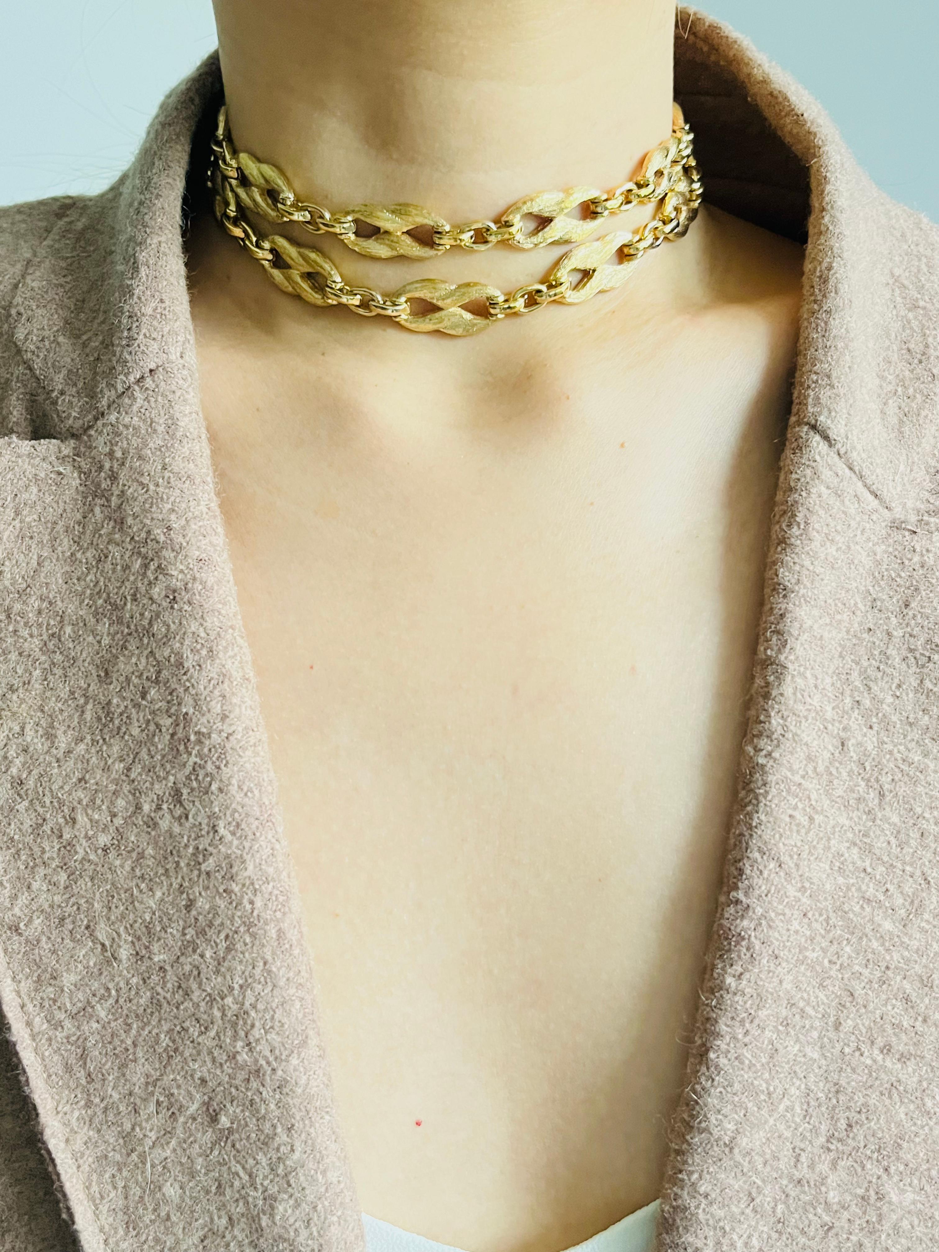 da uomo o donna Christian Dior Bracciale lungo in filigrana d'epoca con 8 anelli Omega interbloccati in vendita