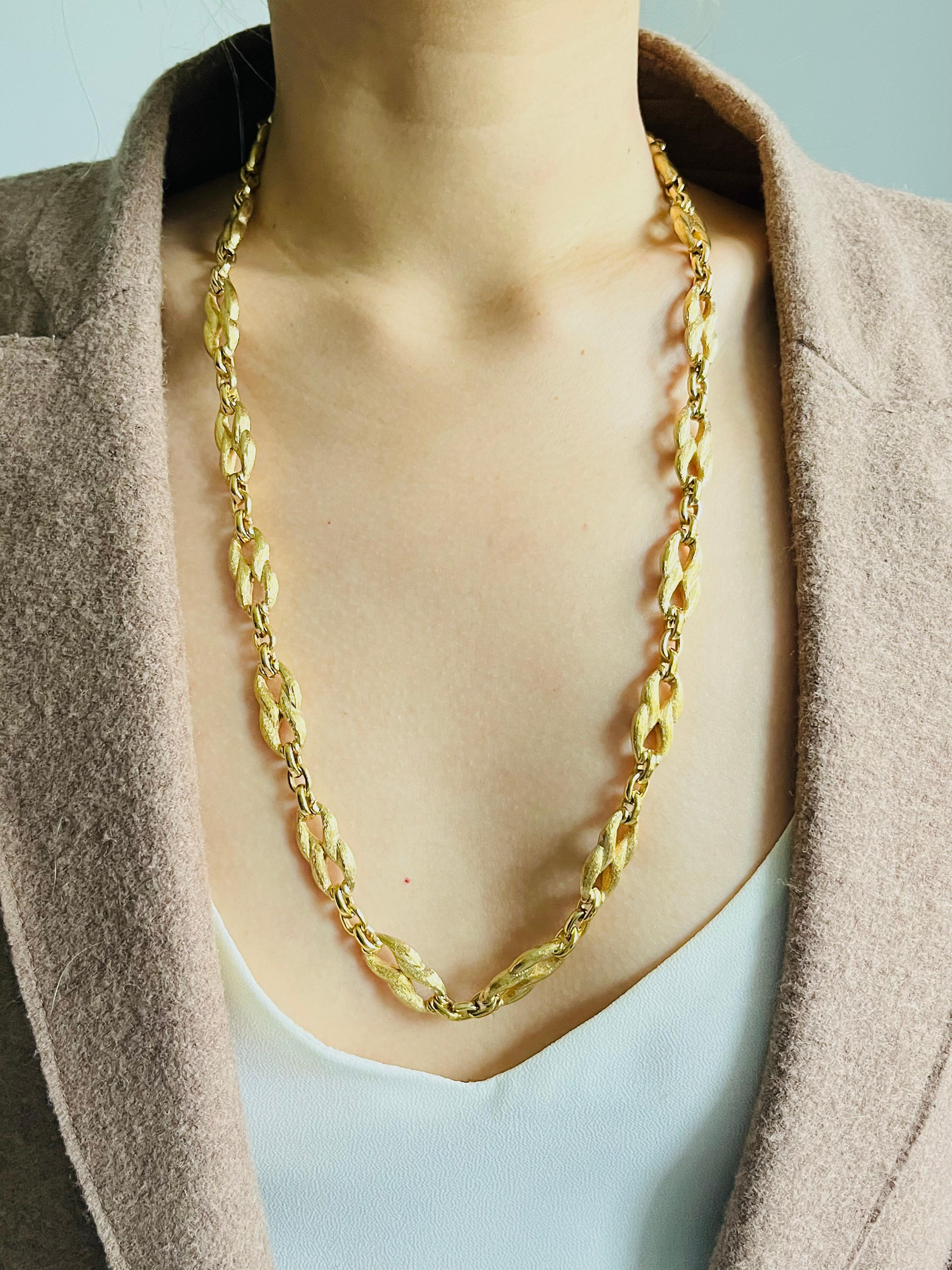 Christian Dior Bracciale lungo in filigrana d'epoca con 8 anelli Omega interbloccati in vendita 2