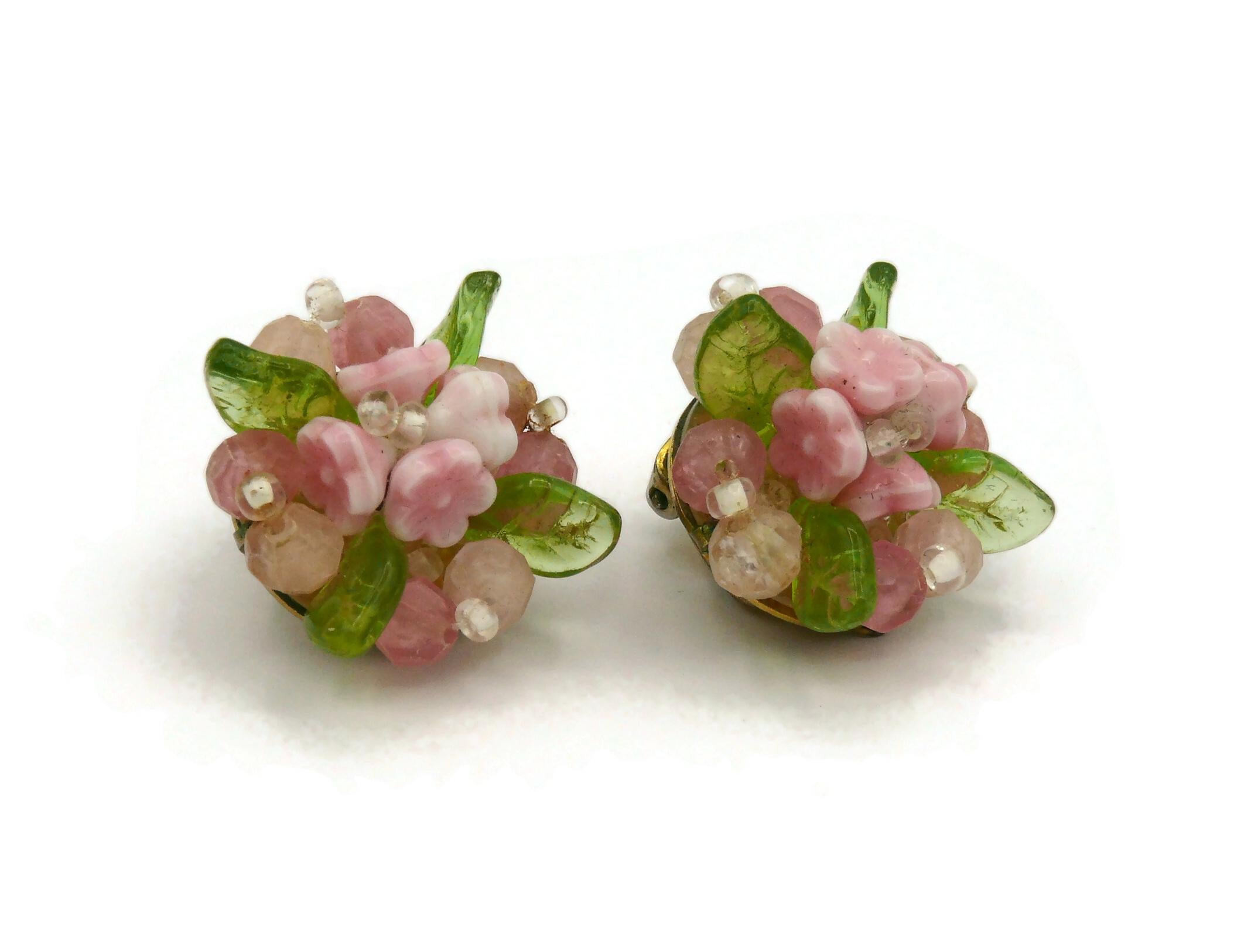CHRISTIAN DIOR Vintage Floral Clip-On Earrings, 1967 In Good Condition For Sale In Nice, FR